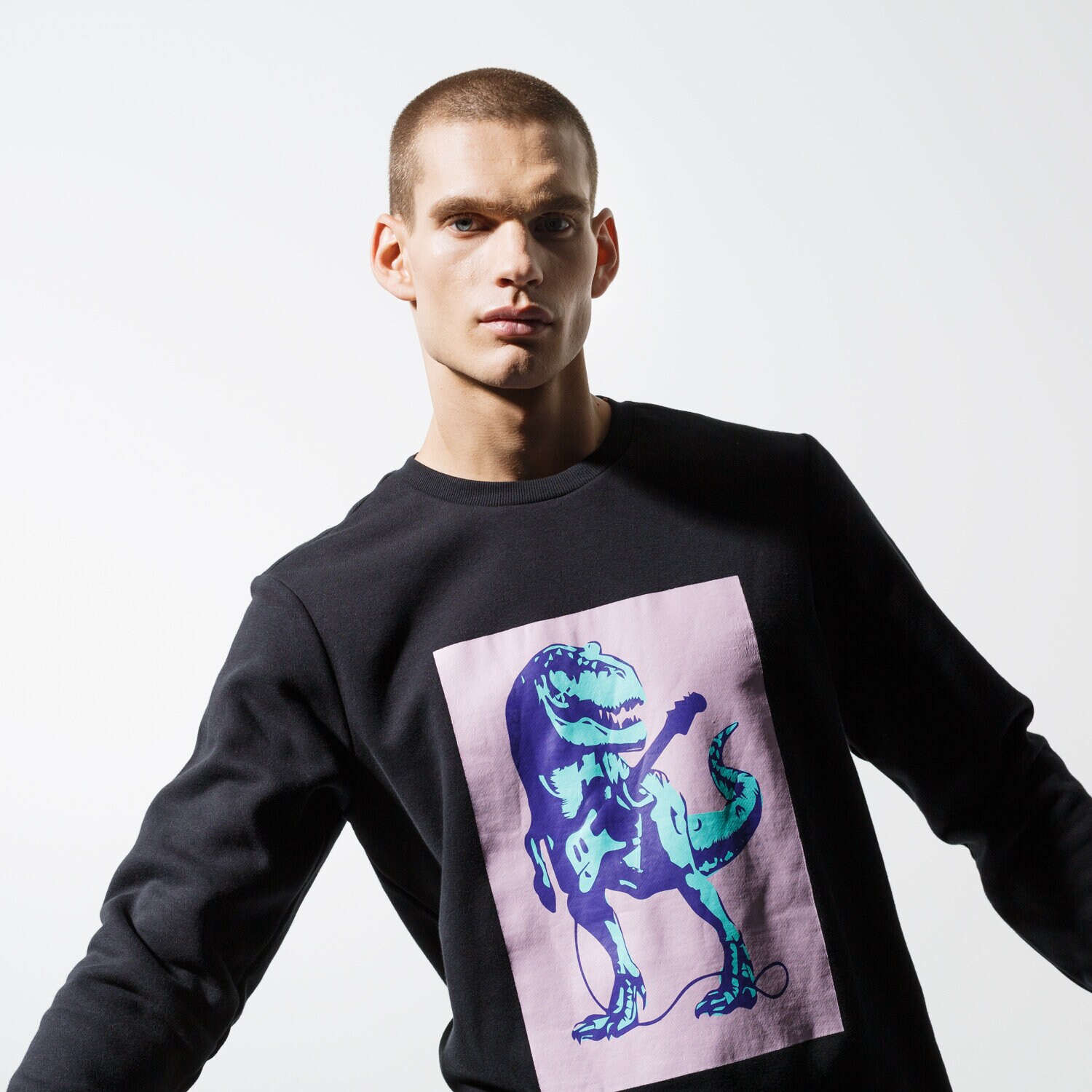 pánská mikina CONFRONT MIKINA DINO SWEATSHIRT CF39BLM30001 ČERNÁ