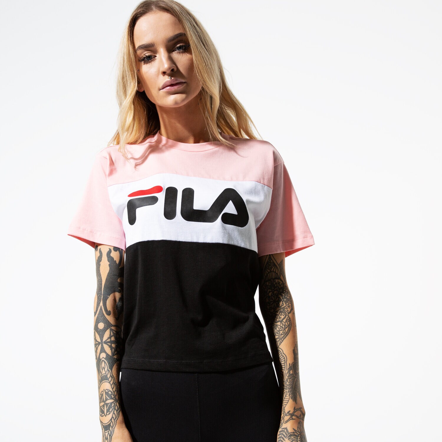 dámské tričko FILA TRIČKO SS ALLISON TEE 682125A209 ČERNÁ
