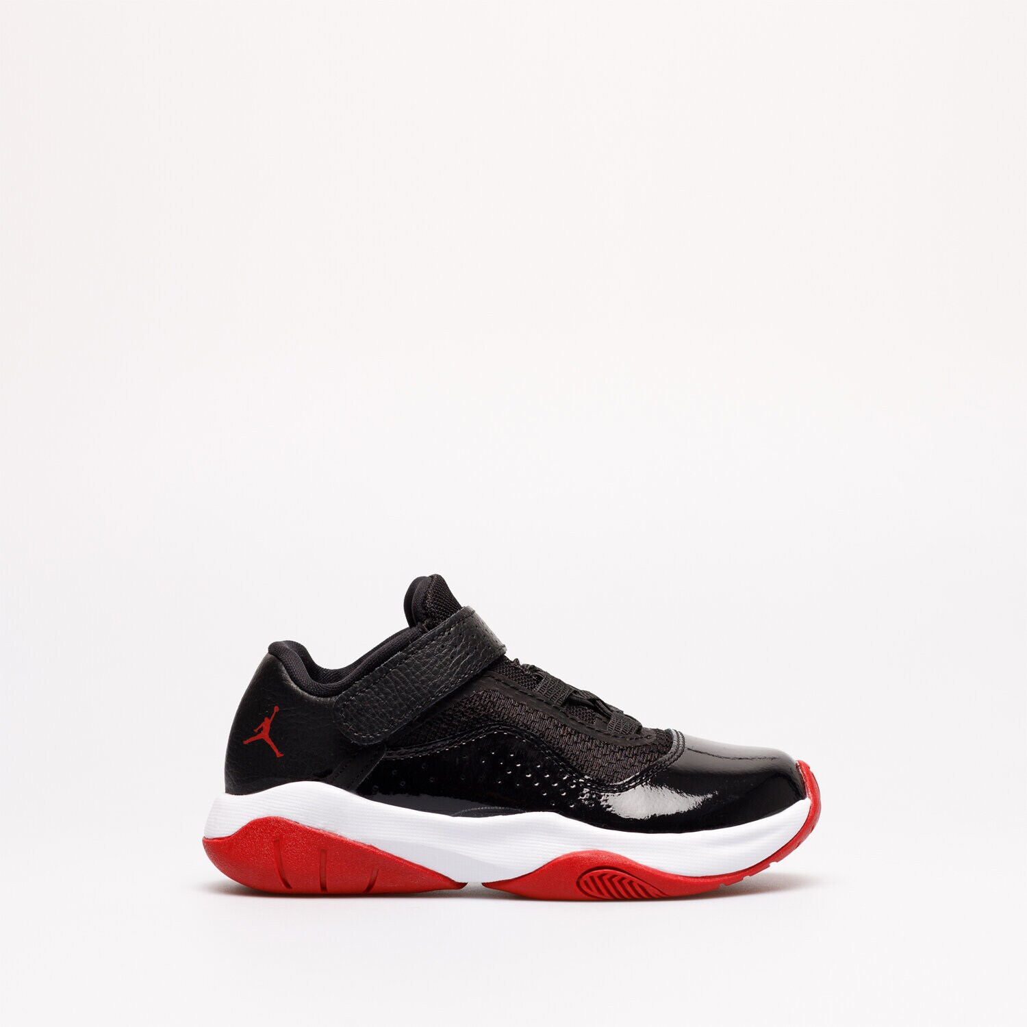 dětské tenisky JORDAN 11 CMFT LOW  CZ0905-005 ČERNÁ