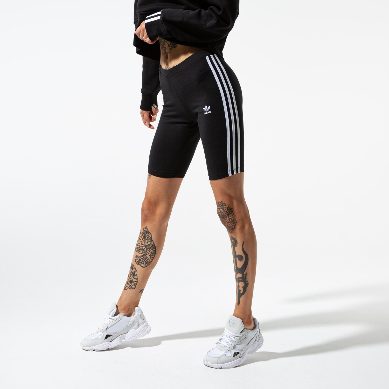 dámské kraťasy ADIDAS ŠORTKY  CYCLING SHORT DV2605 ČERNÁ