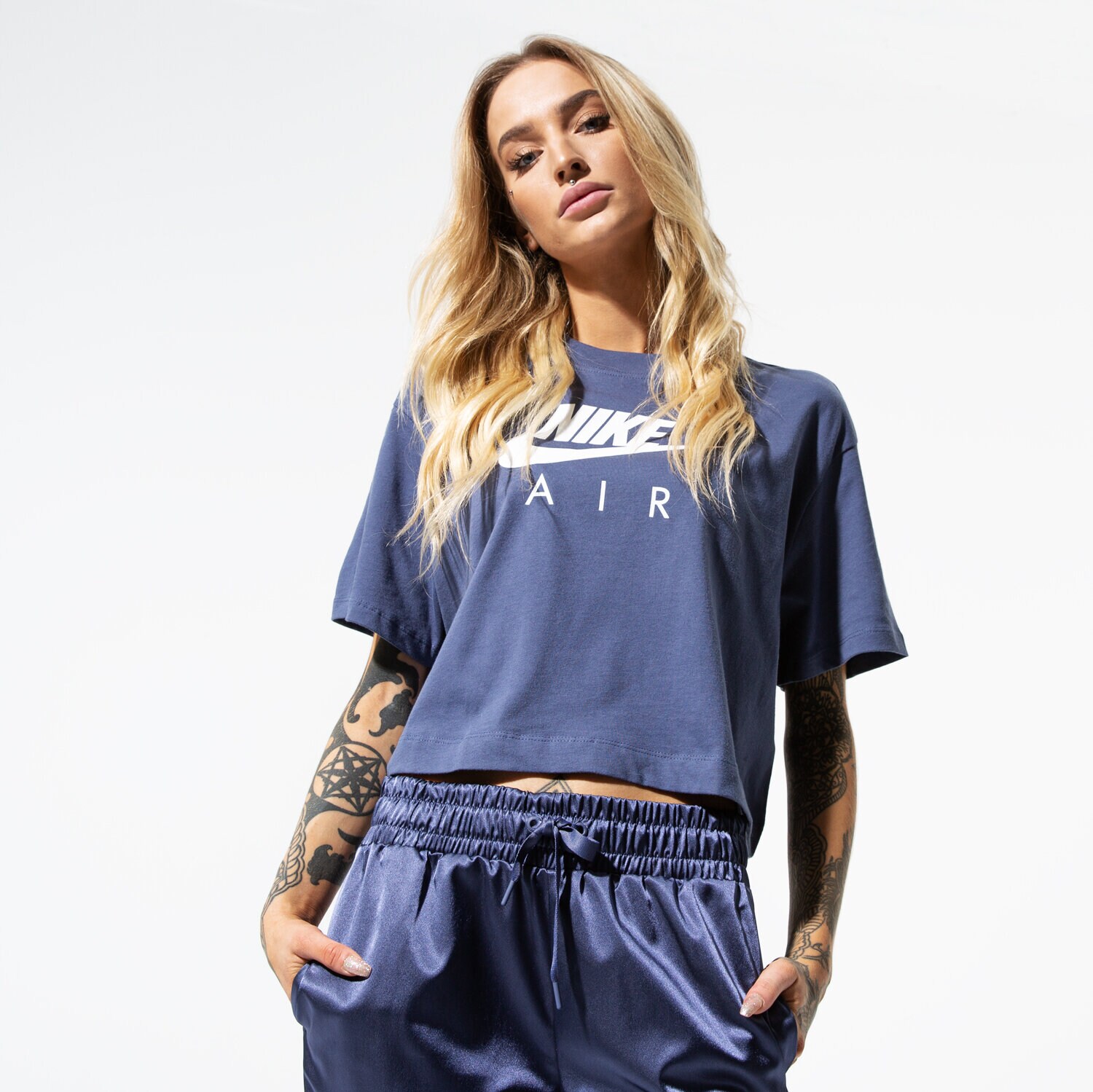 dámské tričko NIKE TRIČKO SS W NSW AIR TOP SS BV4777-557 FIALOVÁ
