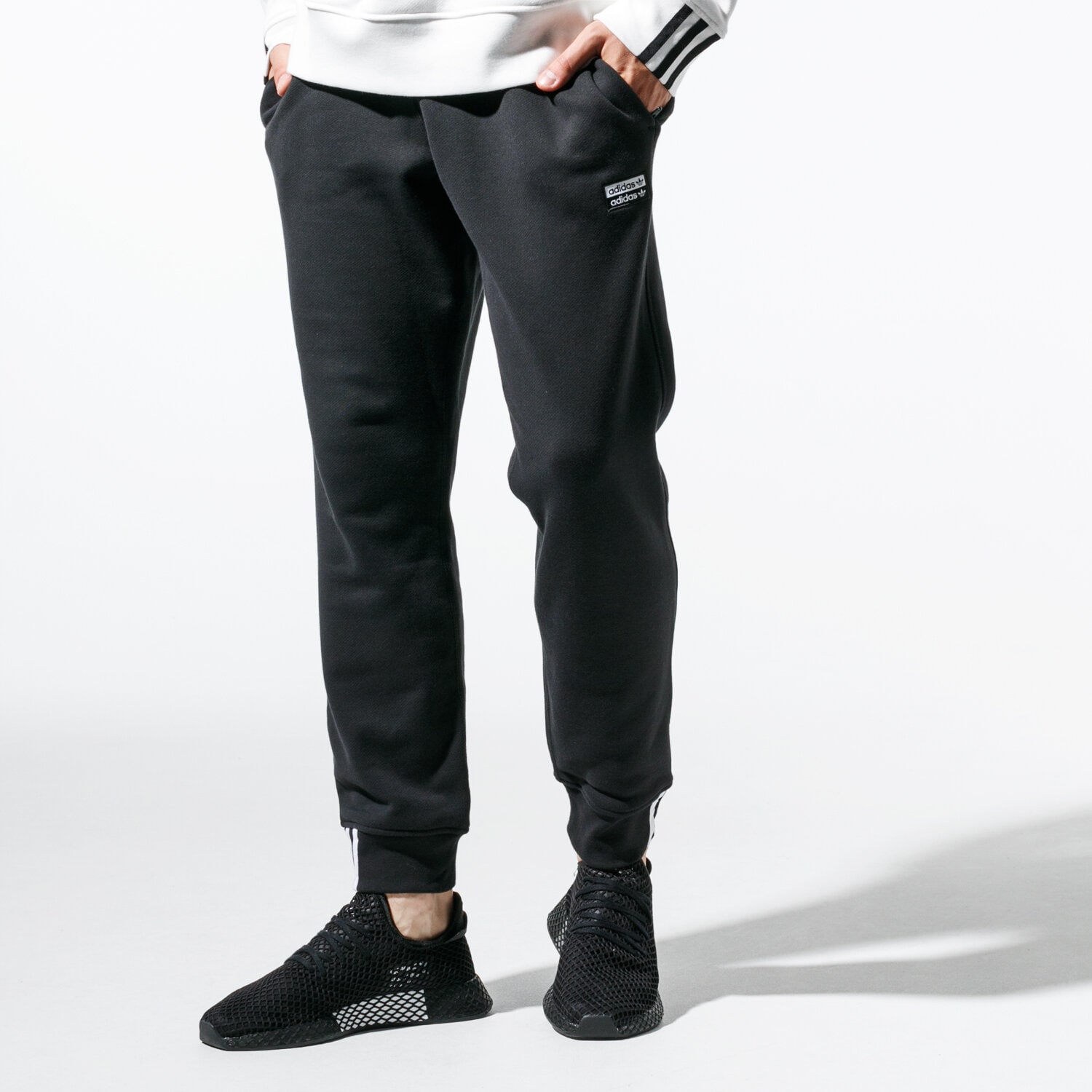 pánské kalhoty ADIDAS KALHOTY  VOCAL SWEATPANT ED7235 ČERNÁ