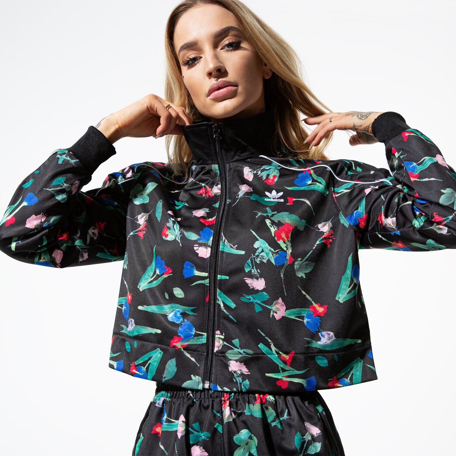 dámská mikina ADIDAS MIKINA BELLISTA TRACK TOP EC5772 VÍCEBAREVNÁ