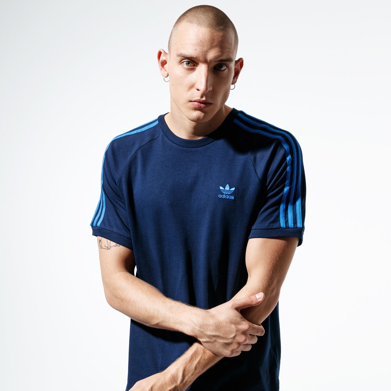 pánské tričko ADIDAS TRIČKO SS BLC 3-S TEE ED5957 TMAVOMODRÁ