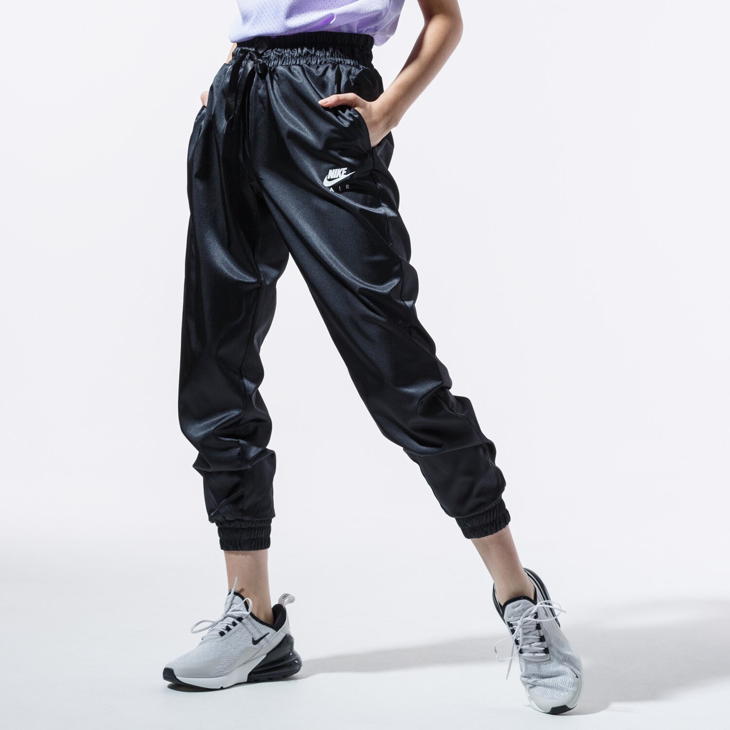 dámské kalhoty NIKE KALHOTY  W NSW AIR TRK PANT SATIN BV4781-010 ČERNÁ