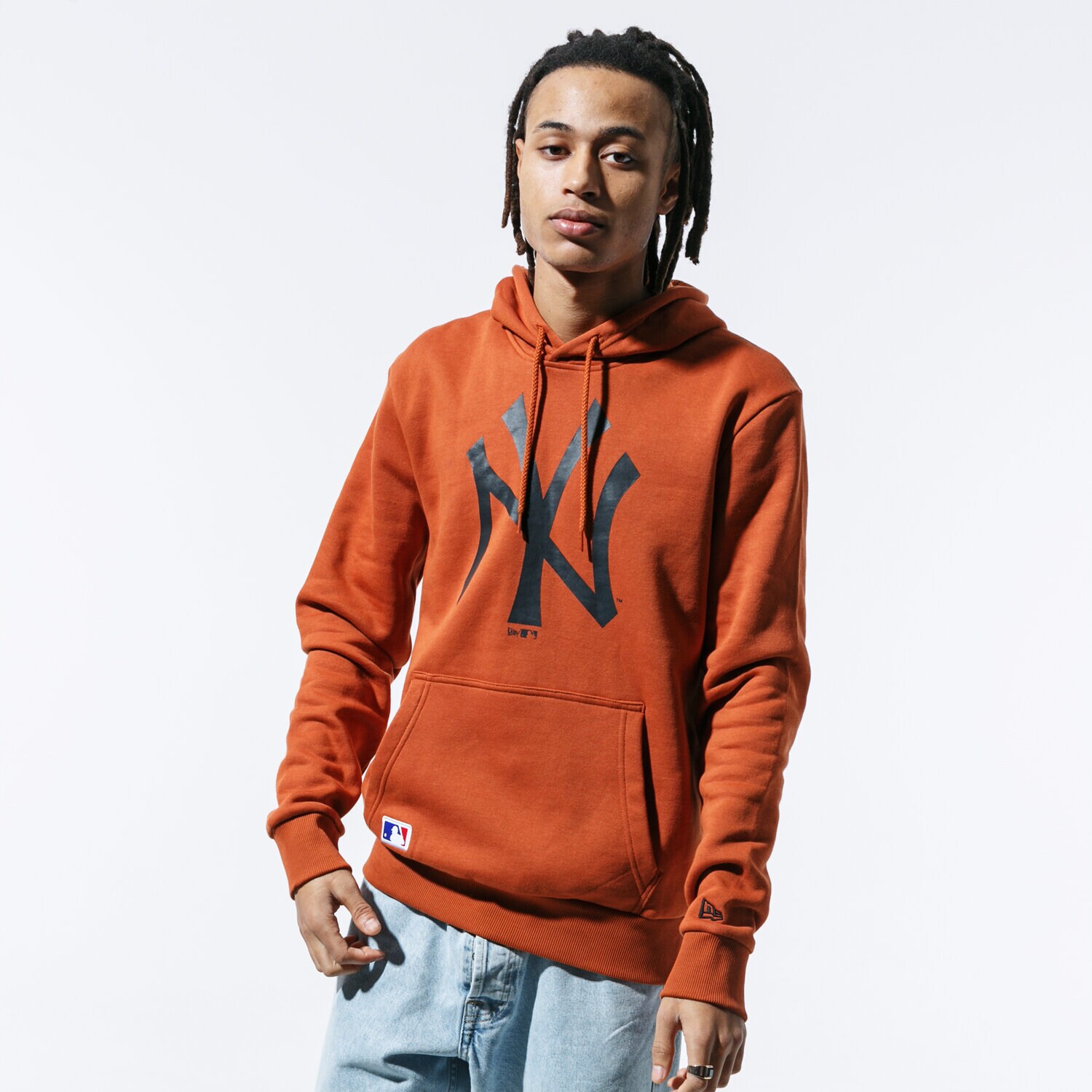 pánská mikina NEW ERA MIKINA MLB SEASONAL TEAM LOGO HOODY NEYYAN RST 12033506 HNĚDÁ