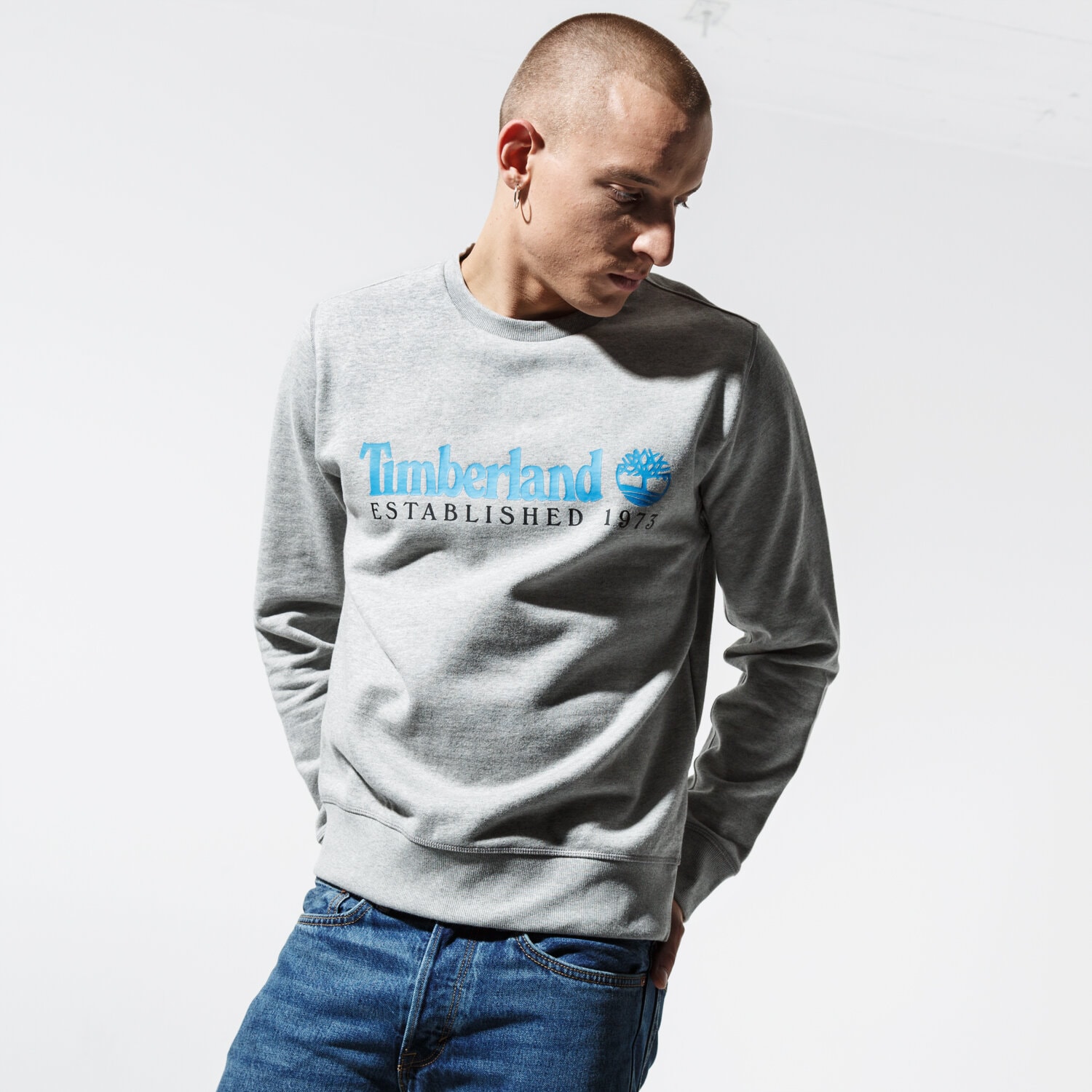 pánská mikina TIMBERLAND MIKINA ESSENTIAL ESTABLISHED 1973 TB0A1Y3B0521 ŠEDÁ