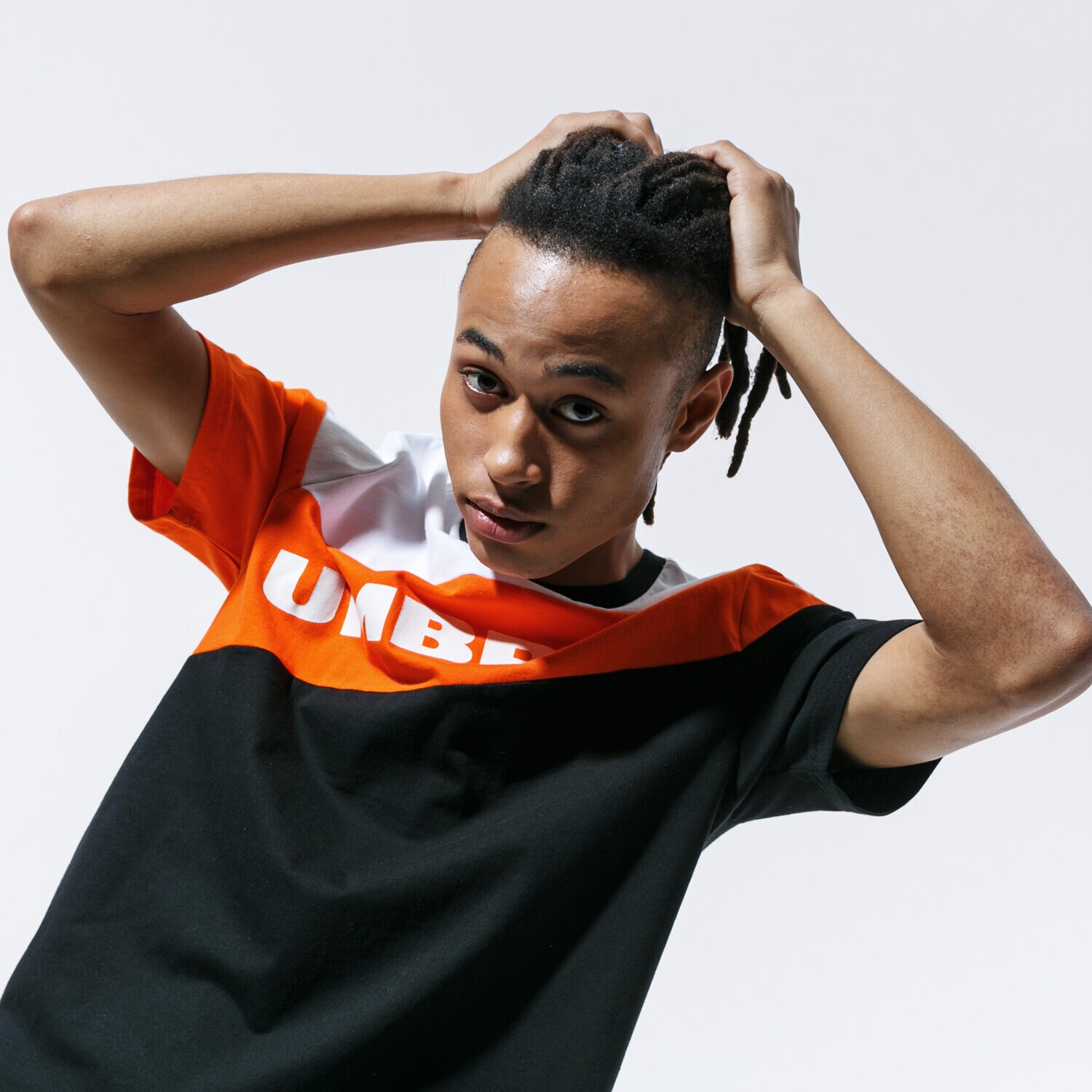 pánské tričko UMBRO TRIČKO CLASSIC LOGO TEE UL39TSM95001 ČERNÁ