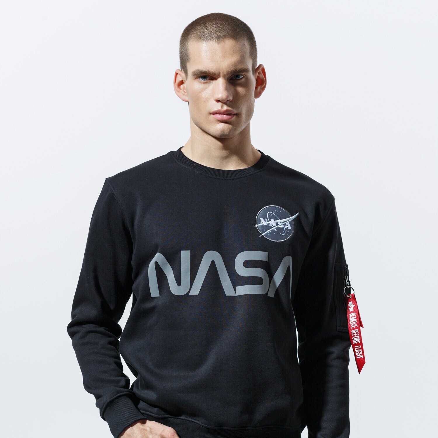 pánská mikina ALPHA INDUSTRIES MIKINA NASA REFLECTIVE SWEATER 178309-03 ČERNÁ