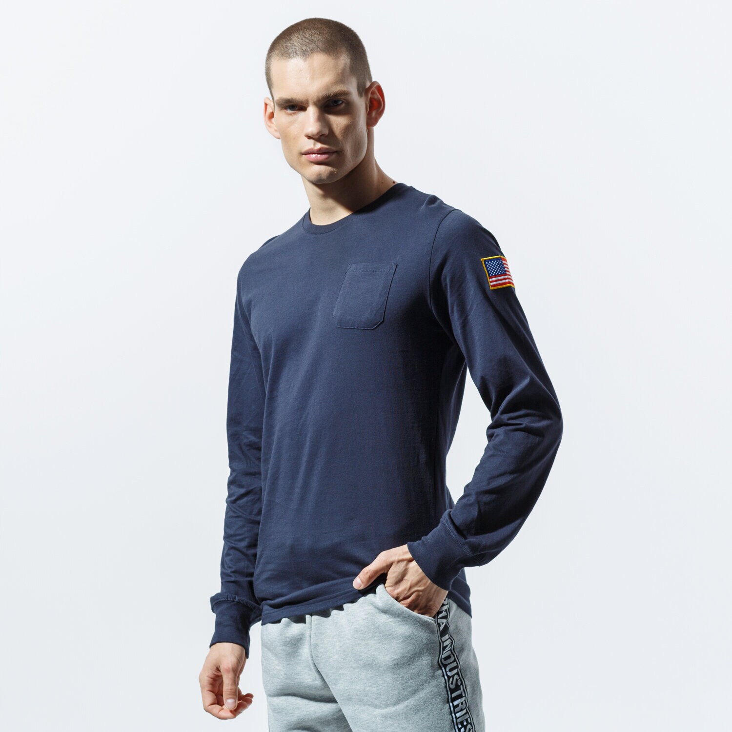 pánské tričko ALPHA INDUSTRIES TRIČKO NASA LS 176532-07 TMAVOMODRÁ