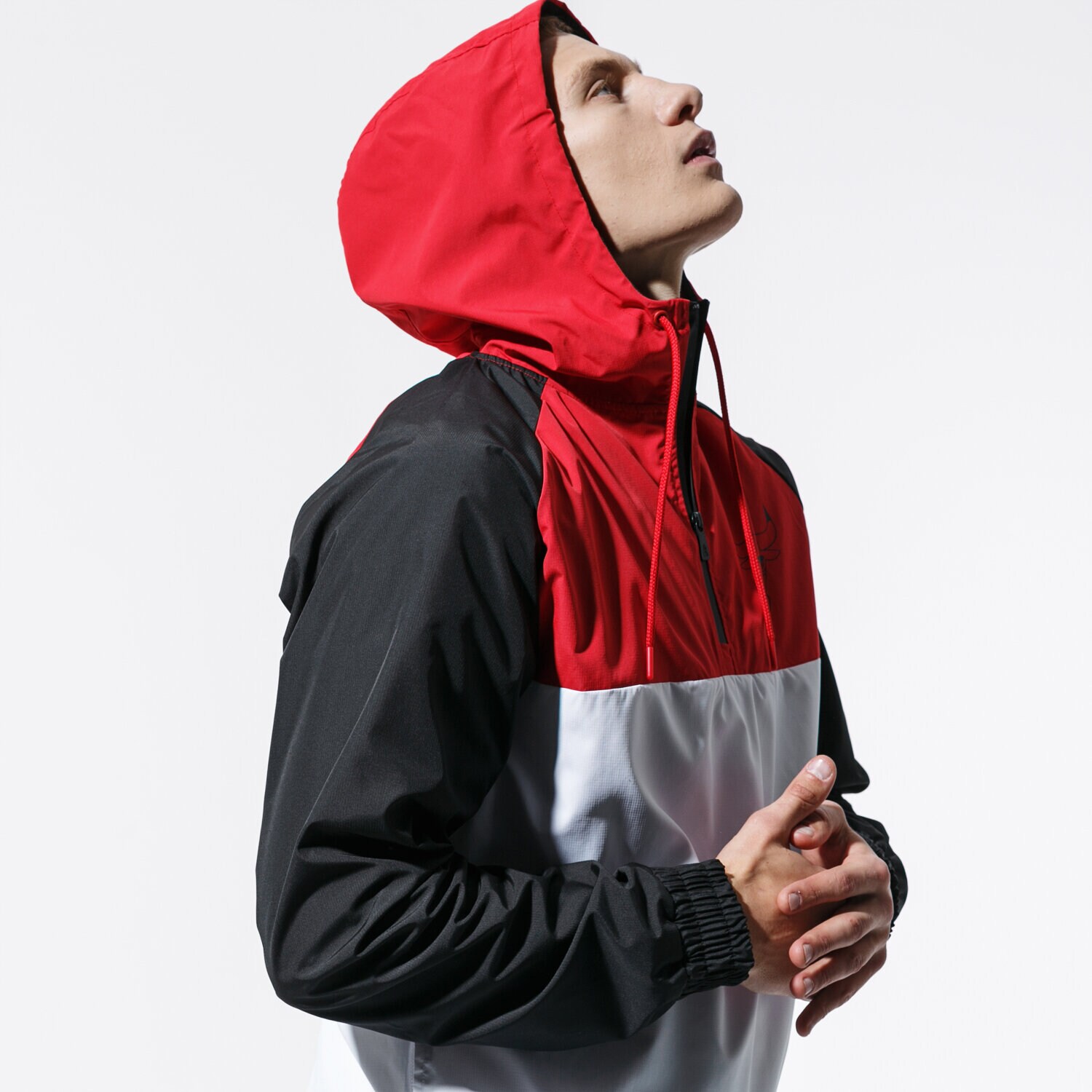 pánská zimní bunda NEW ERA BUNDA NBA HOODED WINDBREAKER WHIBLKFDR 12033459 ČERVENÁ
