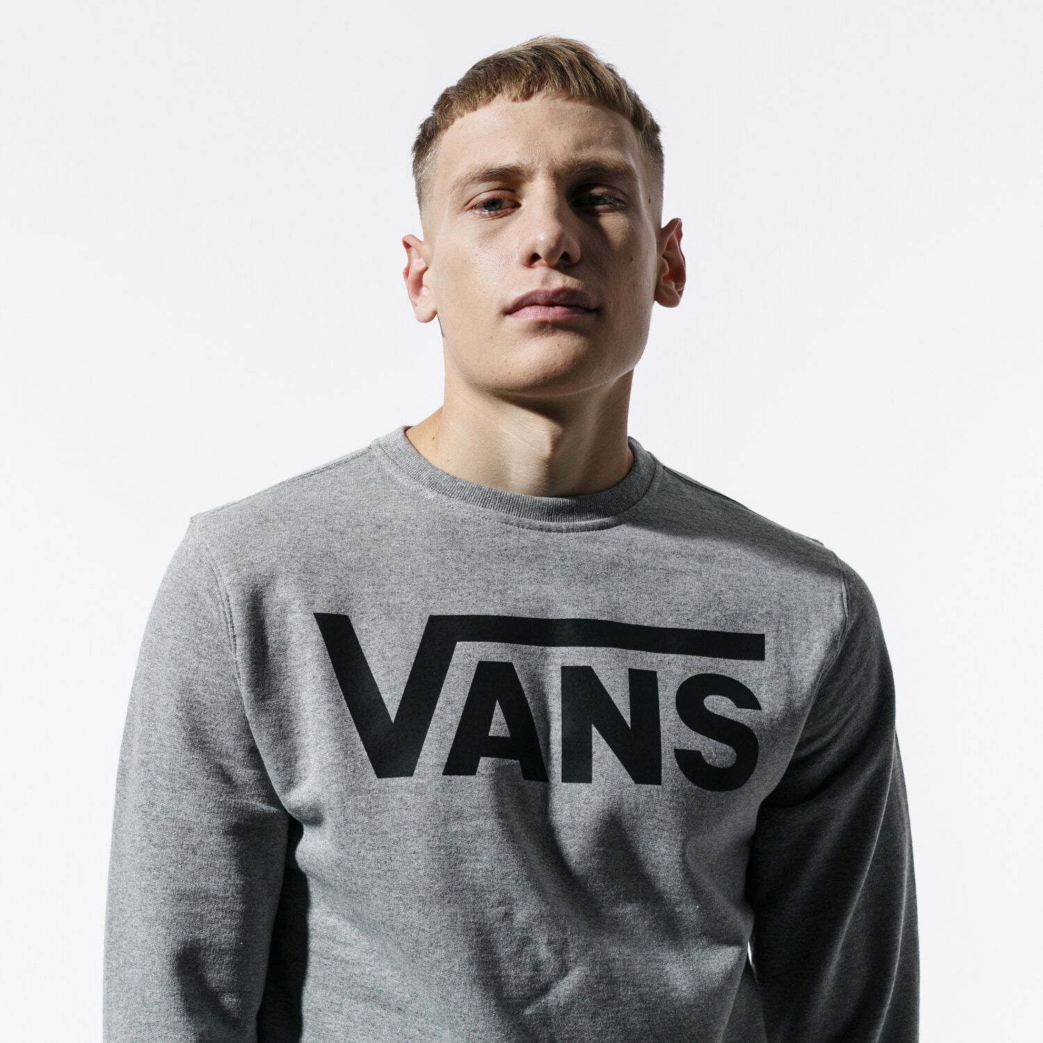 pánská mikina VANS MIKINA VANS CLASSIC CREW II HEATHER/BLACK VN0A456AADY1 ŠEDÁ