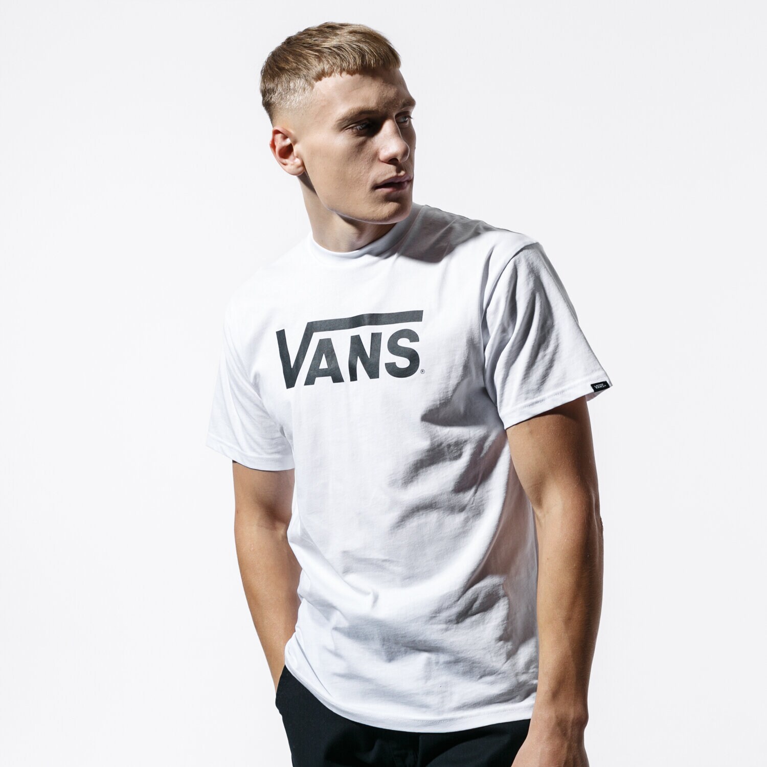 pánské tričko VANS TRIČKO VANS CLASSIC VN000GGGYB21 BÍLÁ