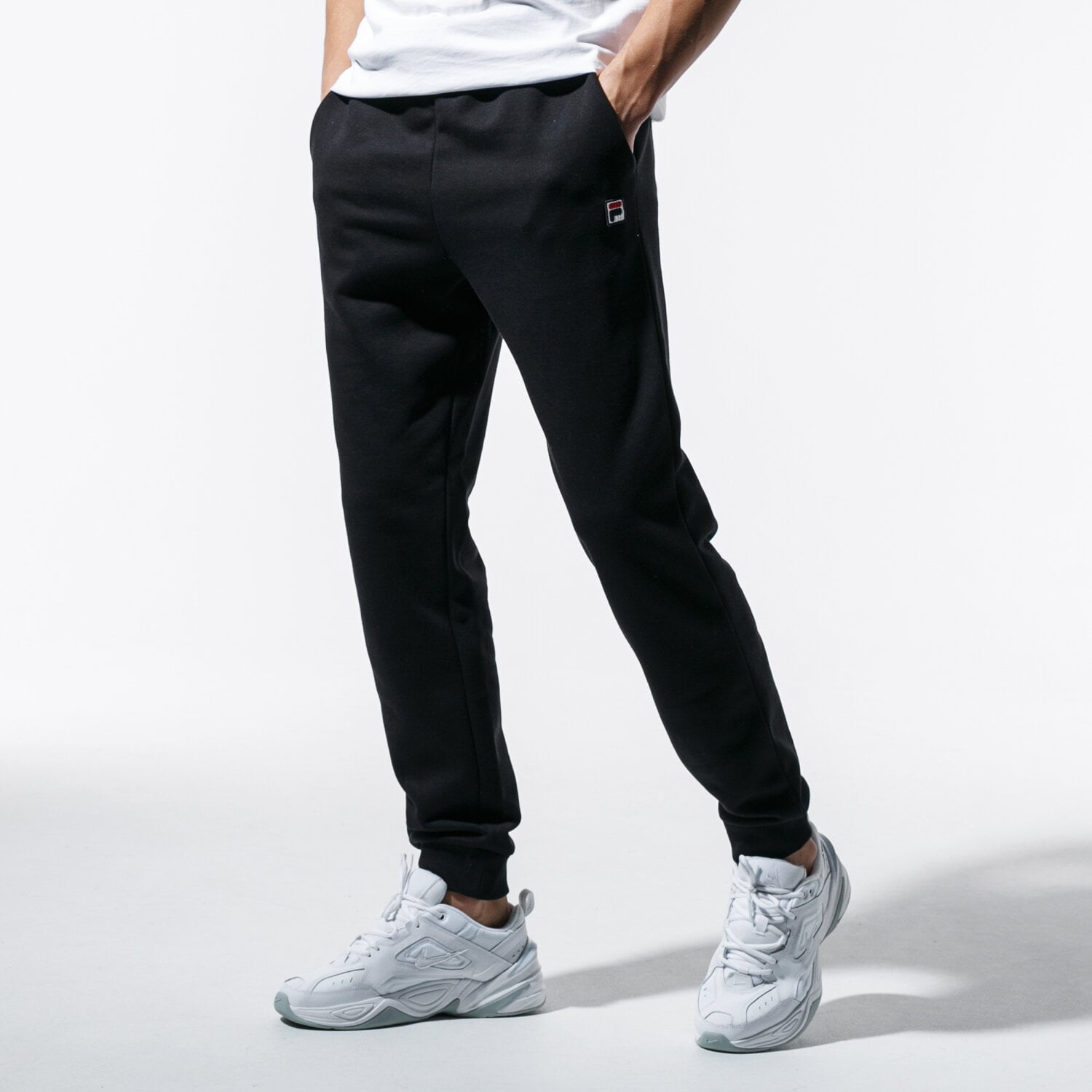 pánské kalhoty FILA KALHOTY  KUDDUSI PANTS 687218002 ČERNÁ