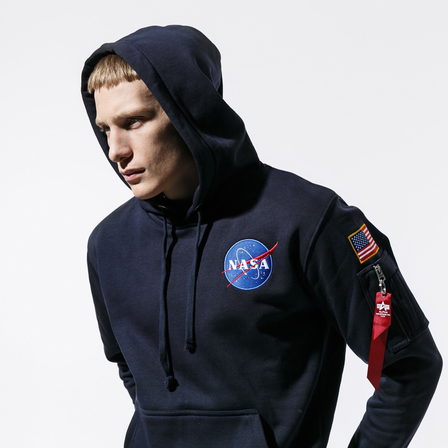 pánská mikina ALPHA INDUSTRIES MIKINA S KAPUCÍ SPACE SHUTTLE HOODY 178317-07 TMAVOMODRÁ