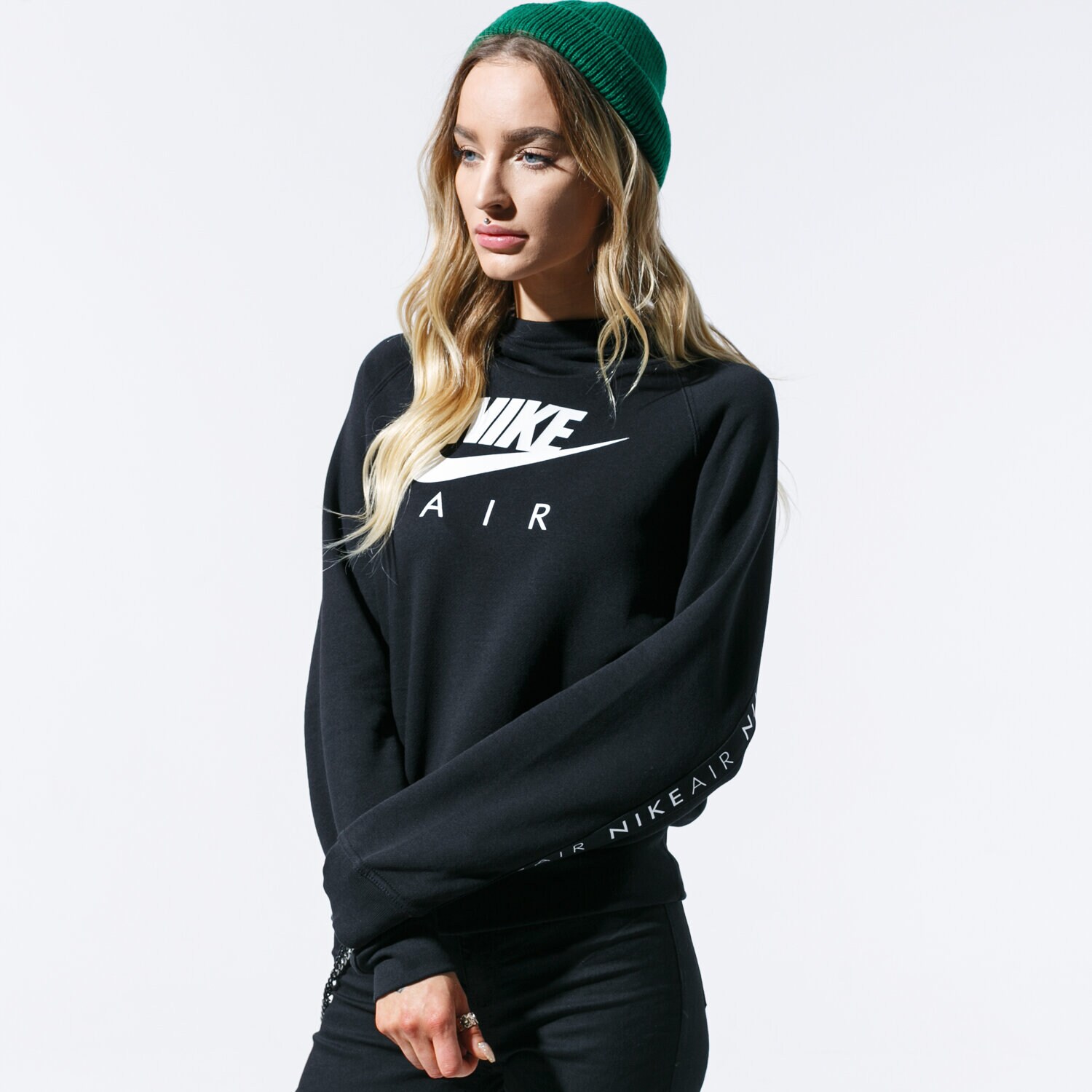 dámská mikina NIKE MIKINA S KAPUCÍ W NSW AIR HOODIE BB BV5132-010 ČERNÁ