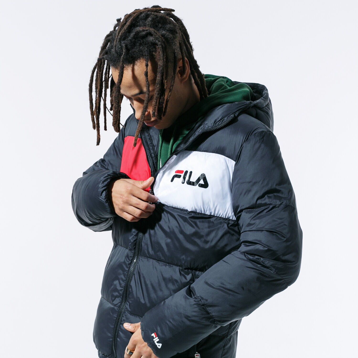 pánská zimní bunda FILA BUNDA FLOYD PUFF HOOD JACKET 682368002 ČERNÁ