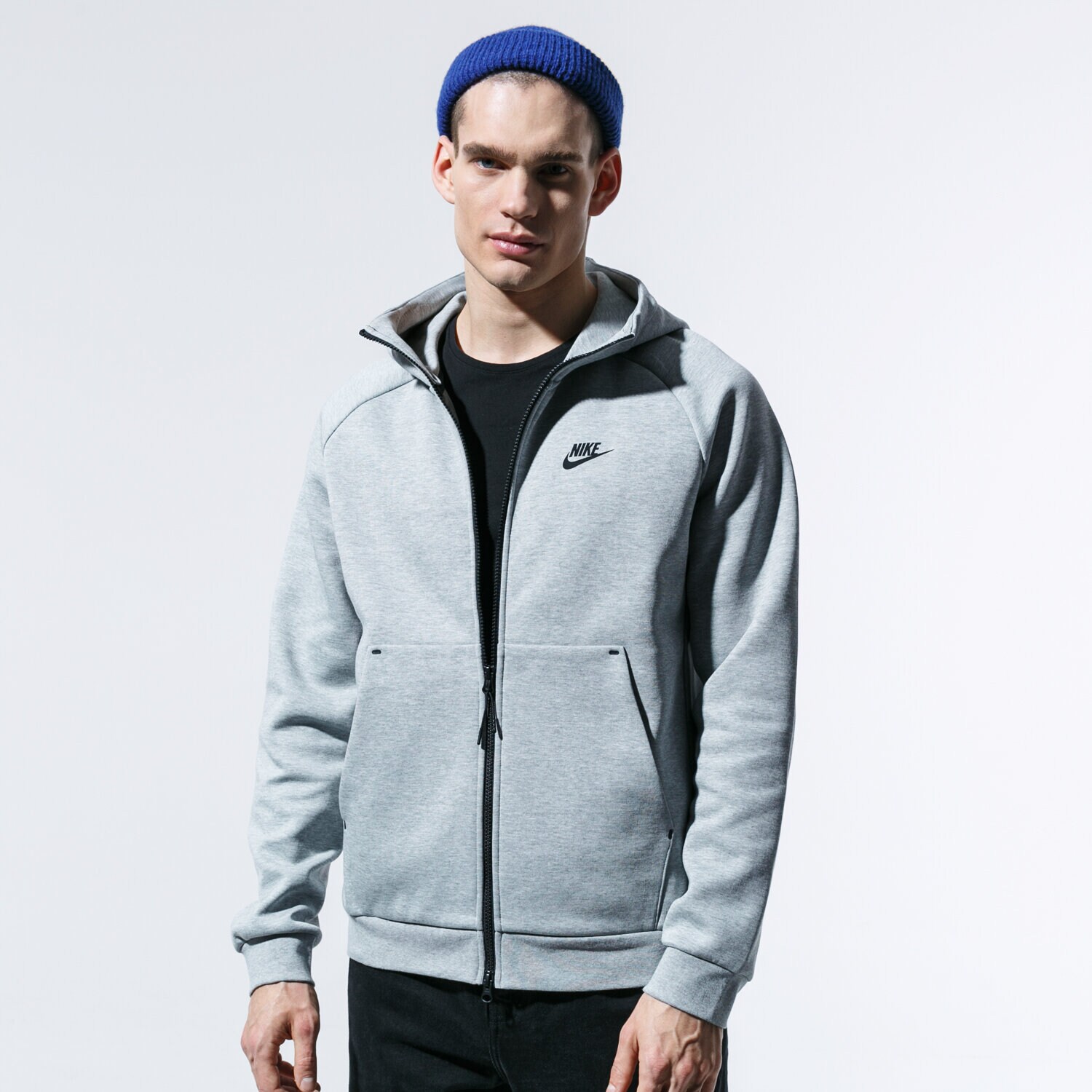 pánská mikina NIKE MIKINA ROZEPÍNACÍ S KAPUCÍ M NSW PE HOODIE FZ WINTER BV3701-063 ŠEDÁ
