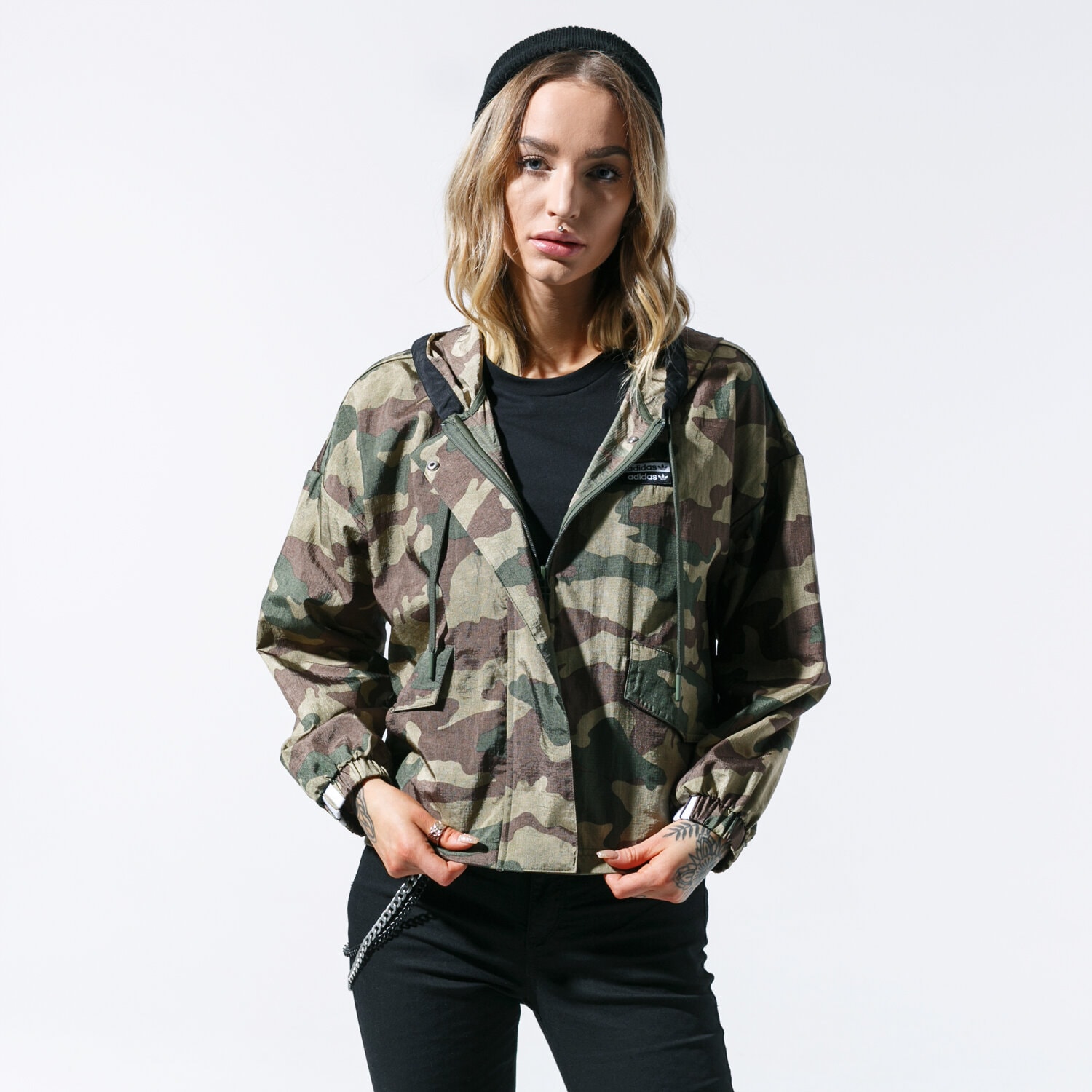 dámská mikina ADIDAS MIKINA WINDBREAKER ED5816 VÍCEBAREVNÁ