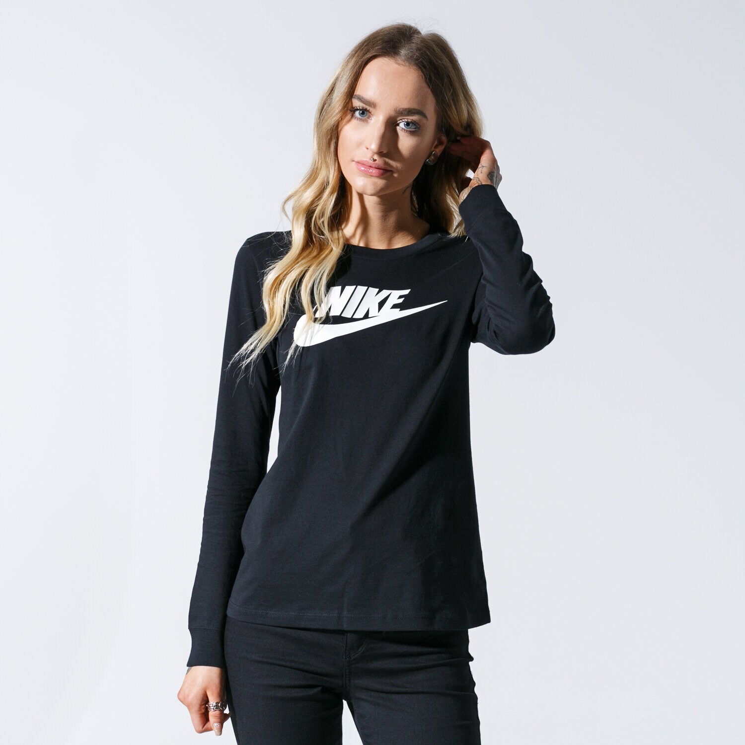 dámské tričko NIKE TRIČKO LS SPORTSWEAR ICON FTRA BV6171-010 ČERNÁ