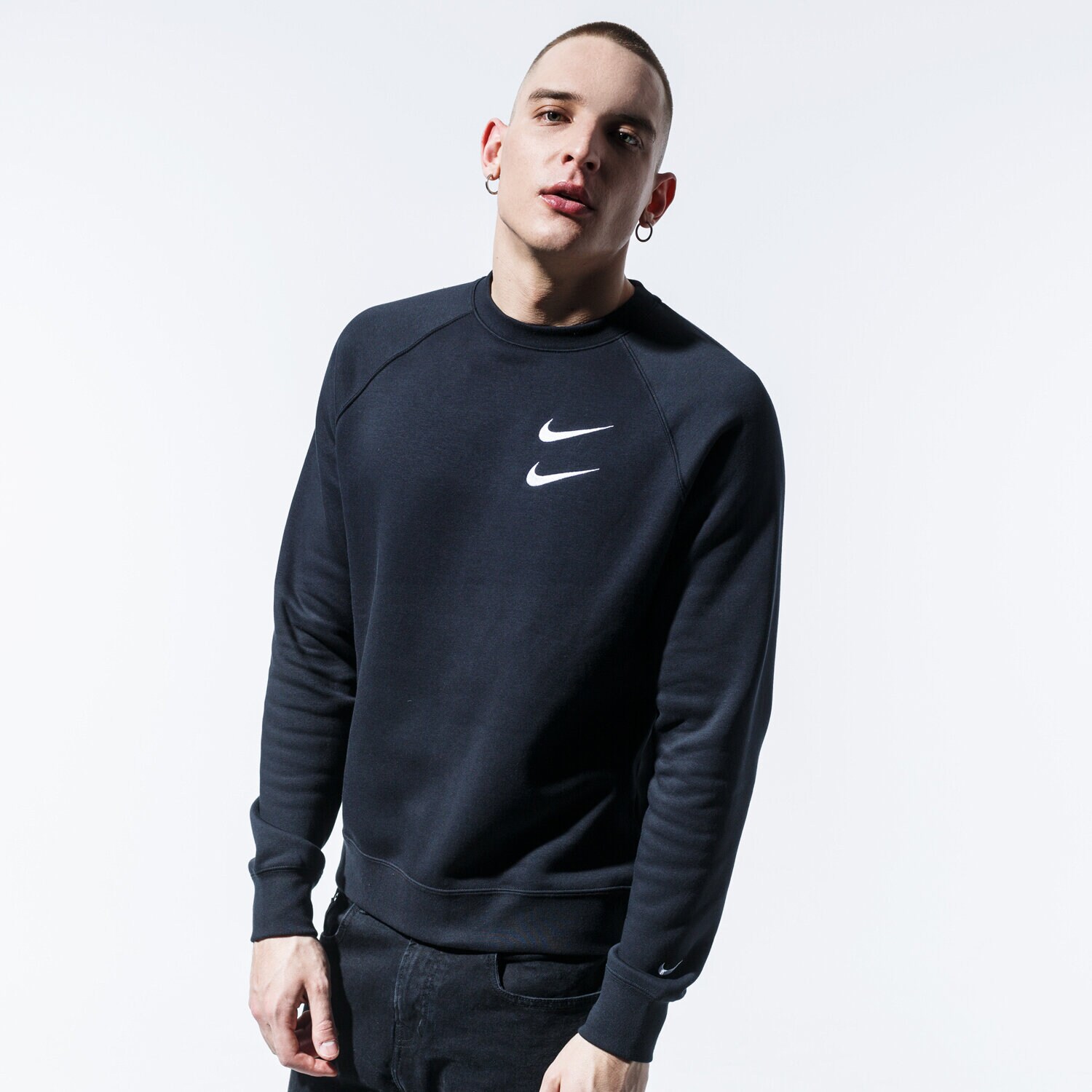 pánská mikina NIKE MIKINA M NSW SWOOSH CREW BB CJ4865-010 ČERNÁ