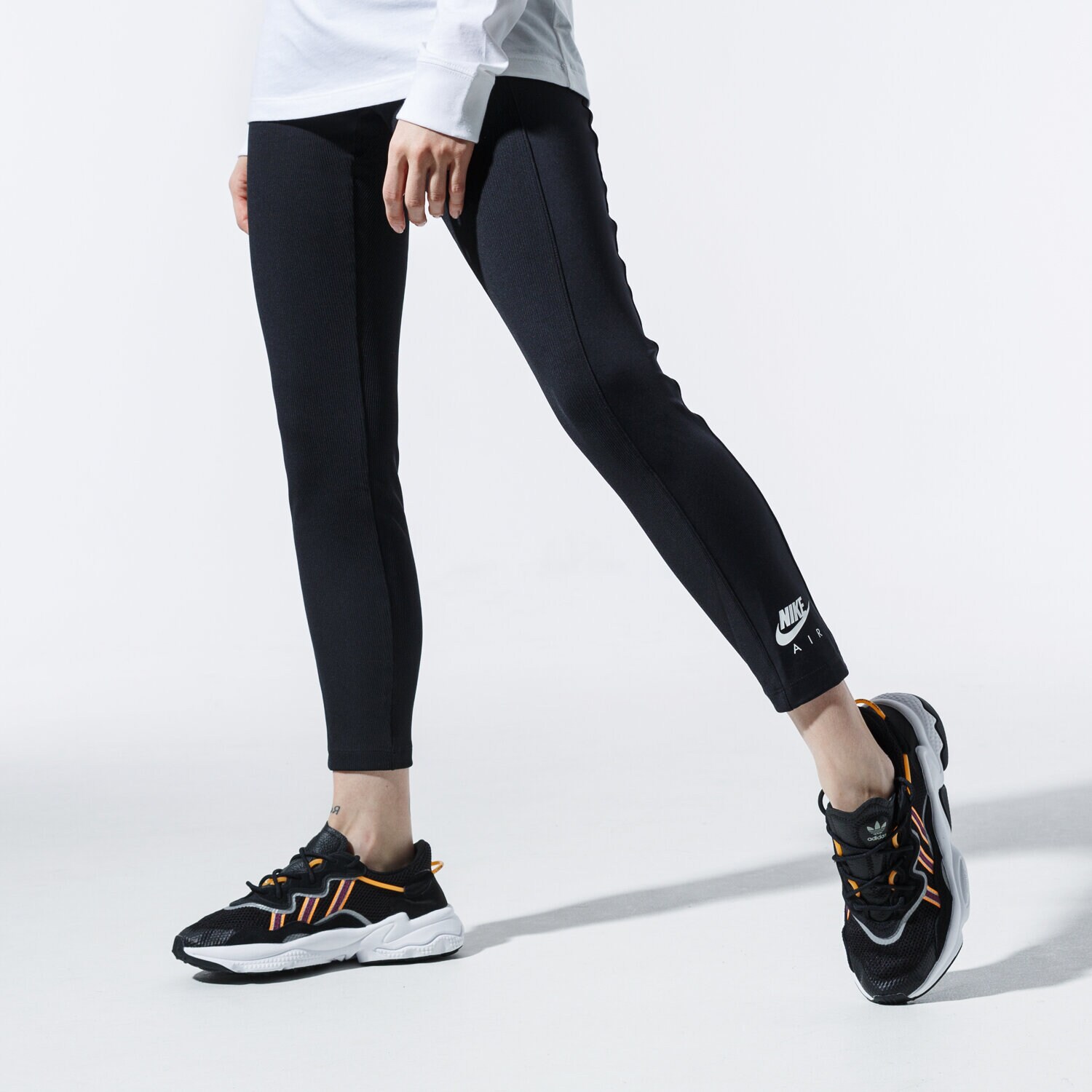 dámské kalhoty NIKE LEGGINGS AIR CJ3077-010 ČERNÁ
