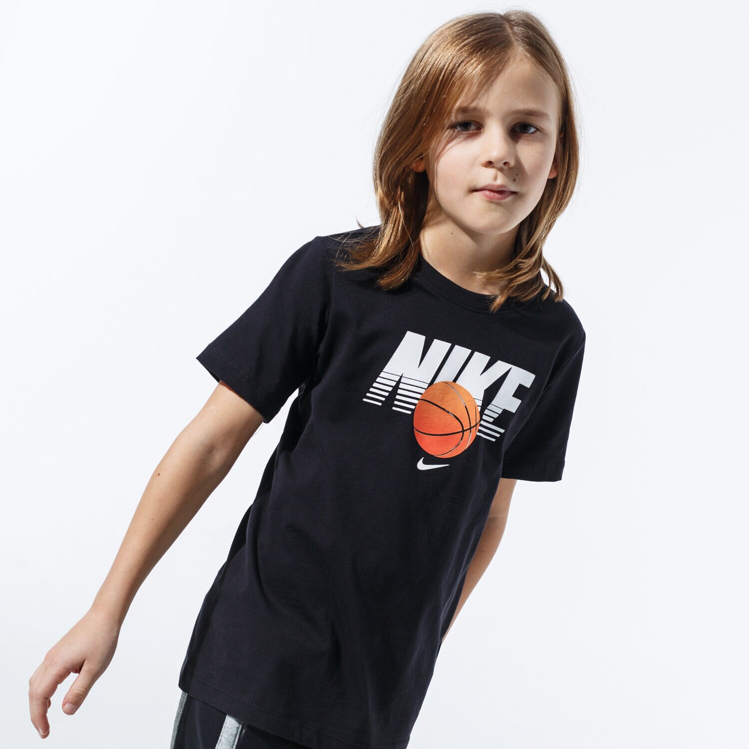 dětské tričko NIKE TRIČKO B NSW TEE BASKETBALL BALL CI9610-010 ČERNÁ