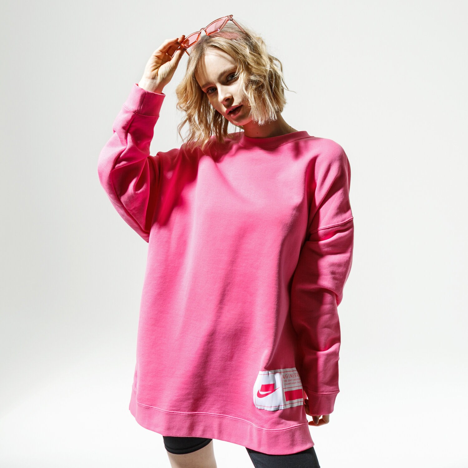 dámská mikina NIKE MIKINA W NSW NSW FLC CREW OVERSIZE CT0876-698 RŮŽOVÁ