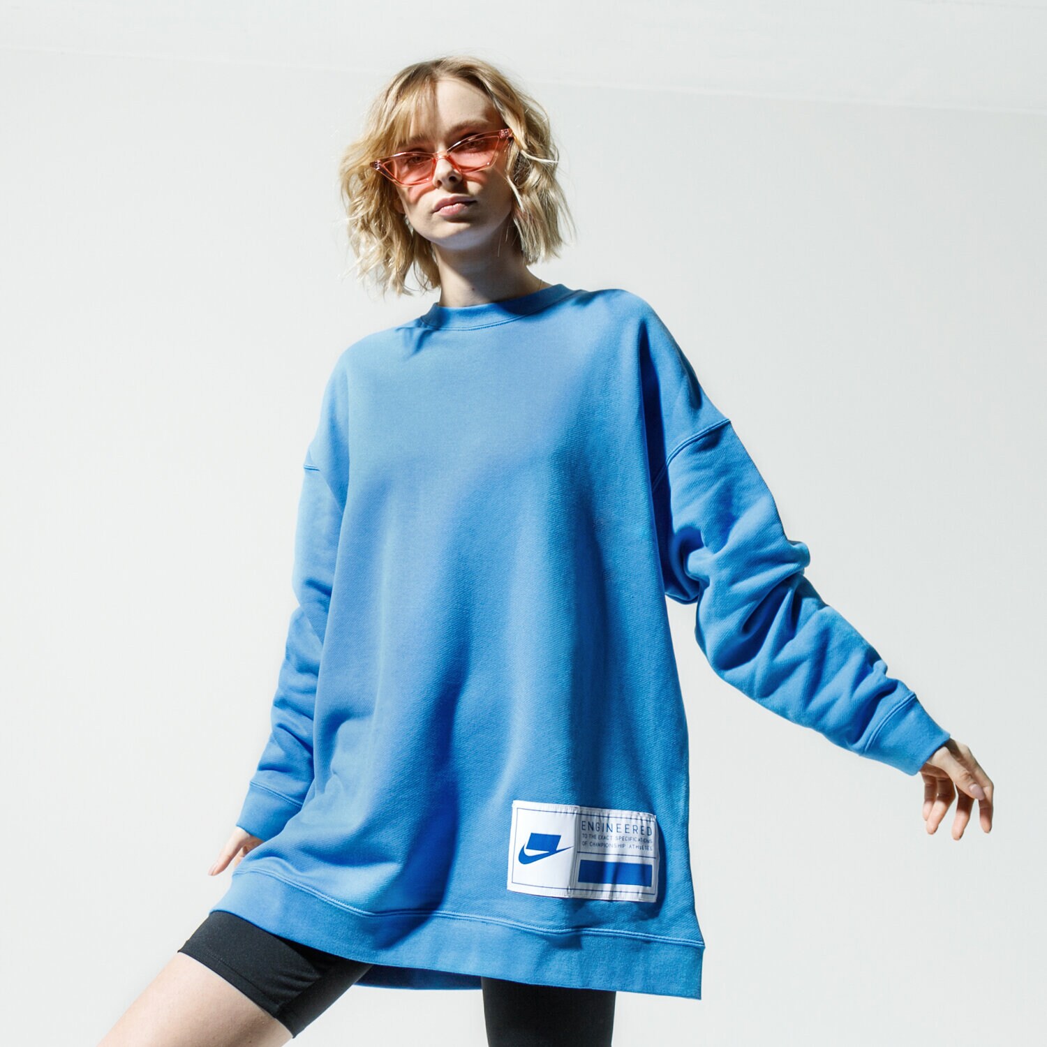 dámská mikina NIKE MIKINA W NSW NSW FLC CREW OVERSIZE CT0876-402 MODRÁ