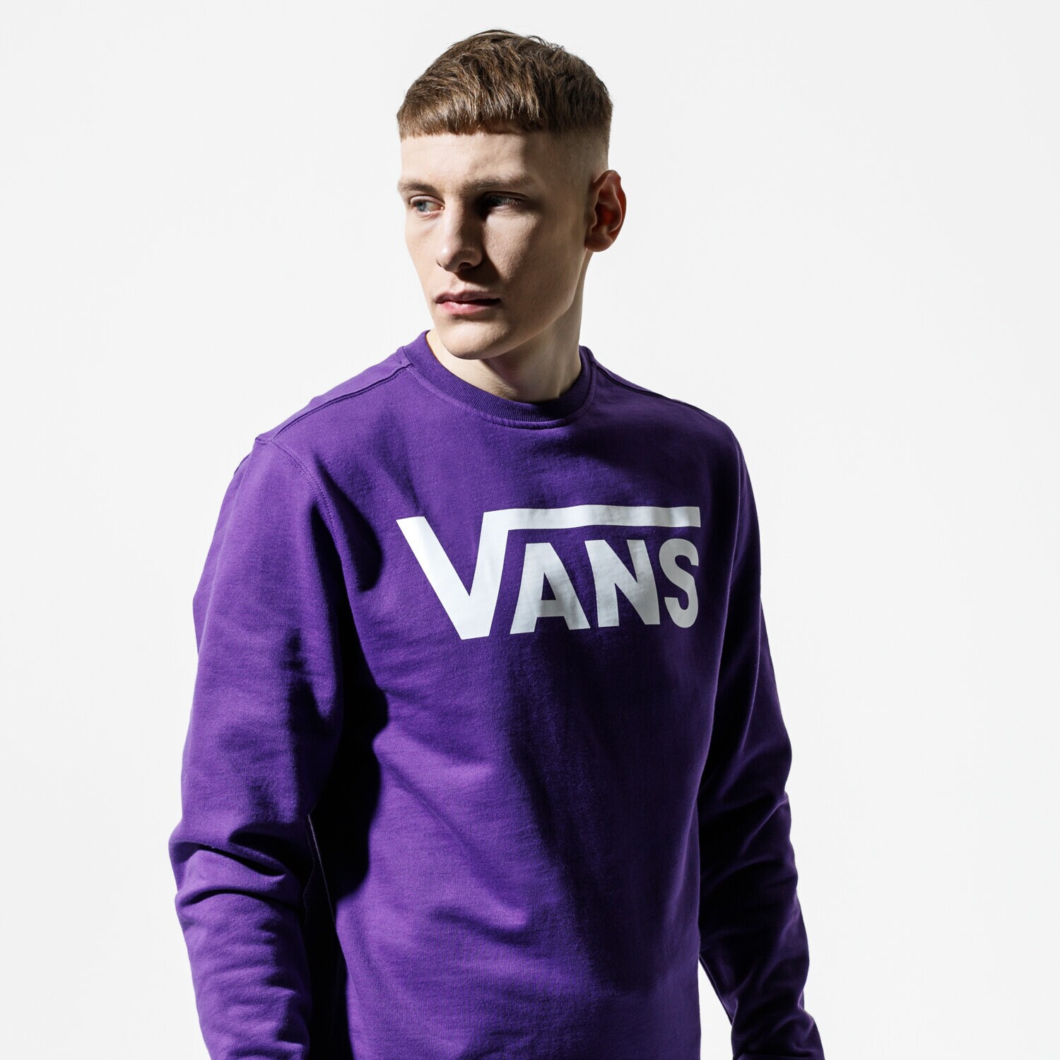 pánská mikina VANS MIKINA MN VANS CLASSIC CREW II HELIOTROPE/WHITE VN0A456AYMM1 FIALOVÁ