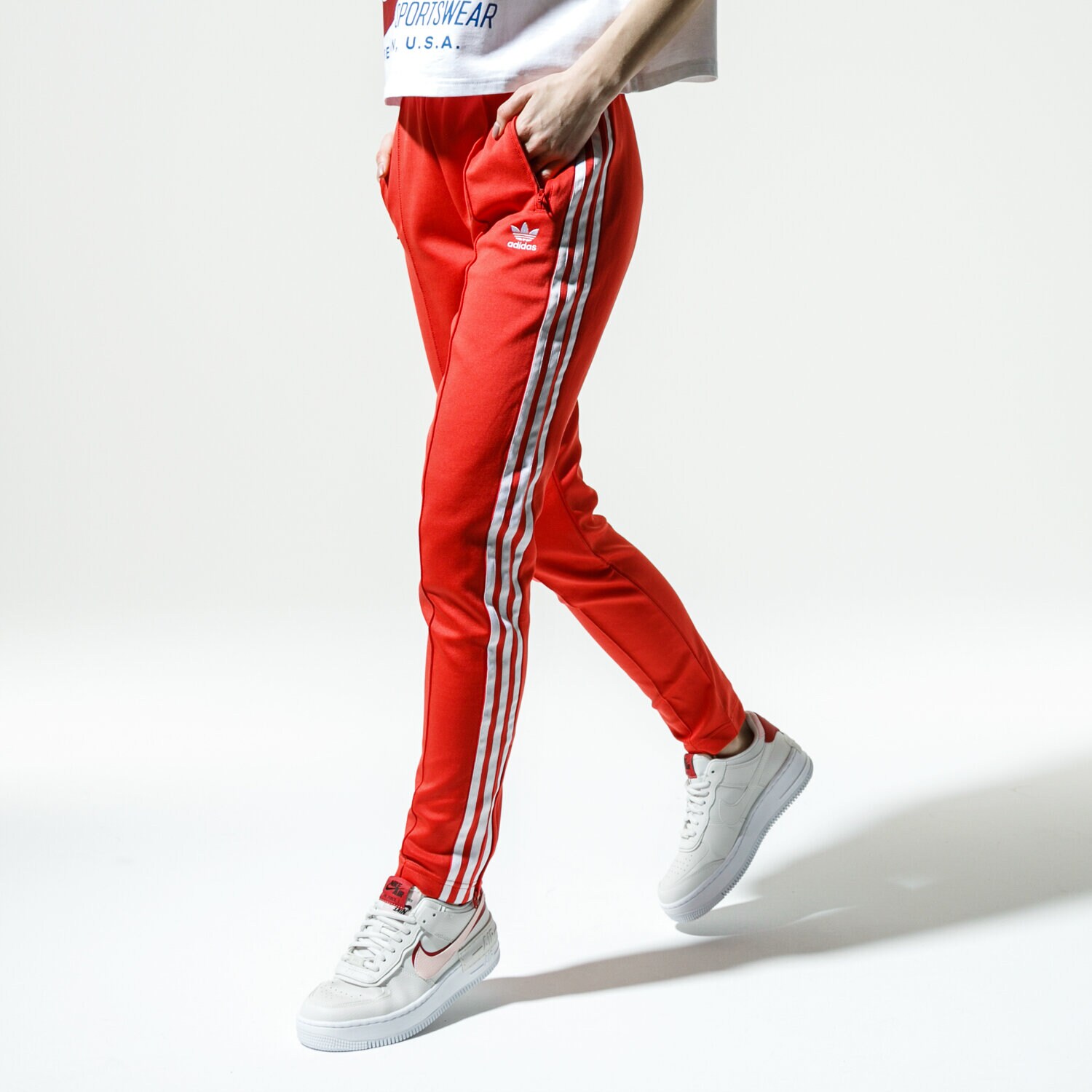 dámské kalhoty ADIDAS KALHOTY  SS TP FM3319 ČERVENÁ