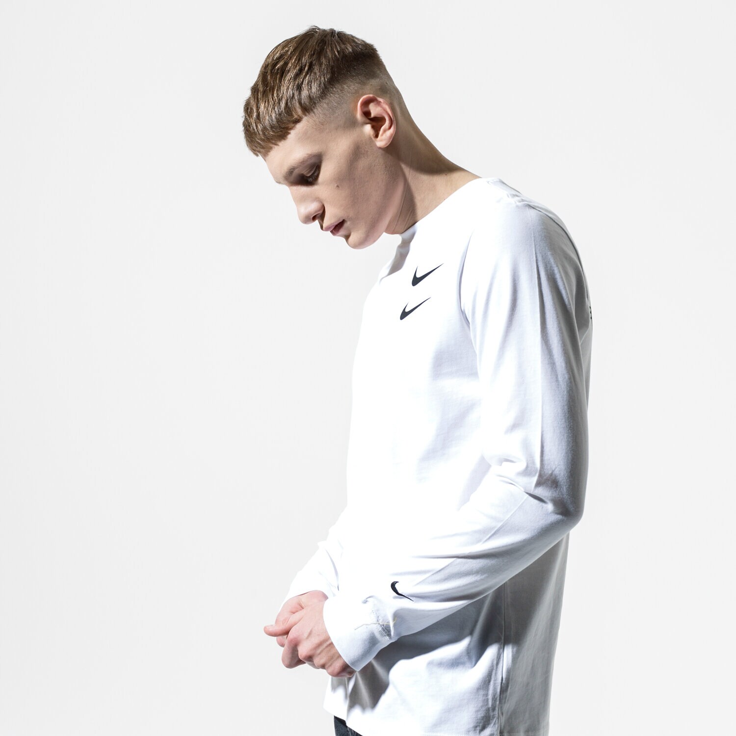 pánské tričko NIKE TRIČKO SPORTSWEAR SWOOSH CK2259-100 BÍLÁ