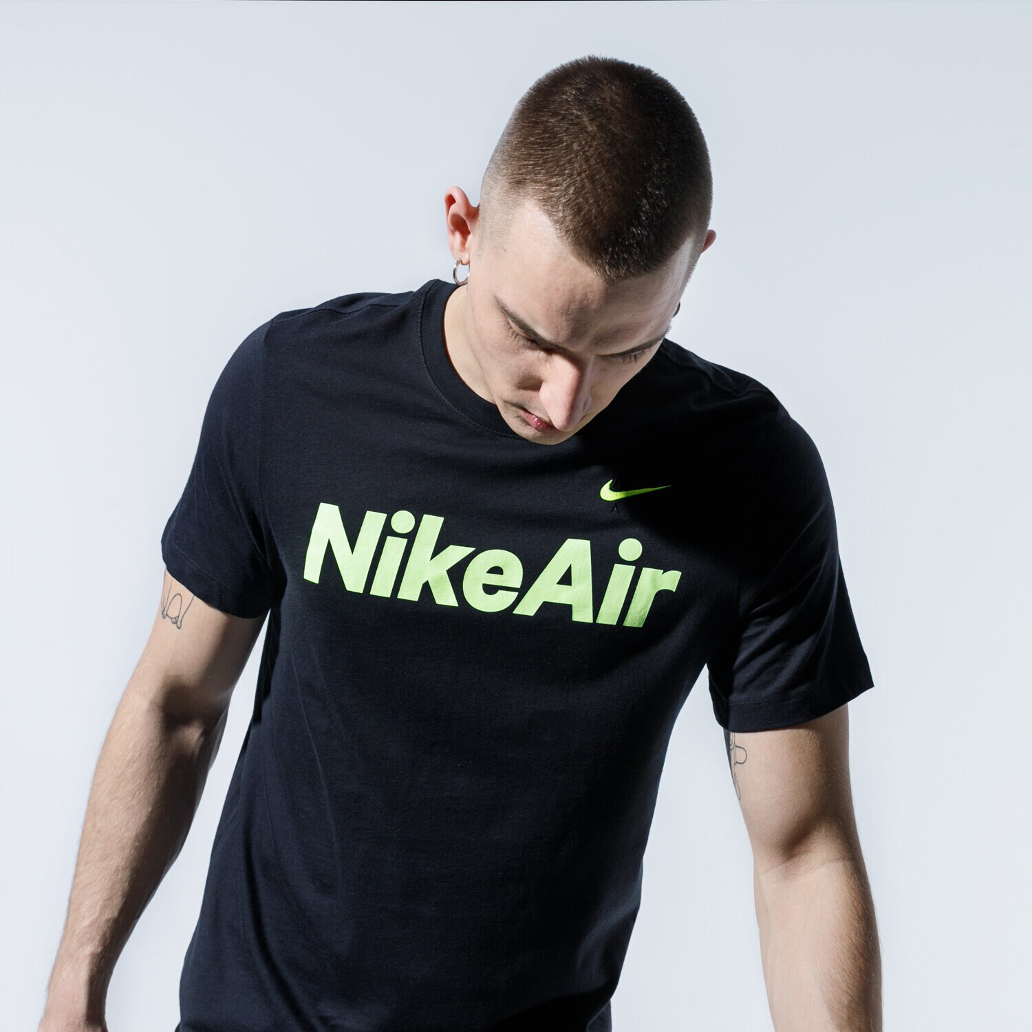 pánské tričko NIKE TRIČKO AIR CK2232-011 ČERNÁ