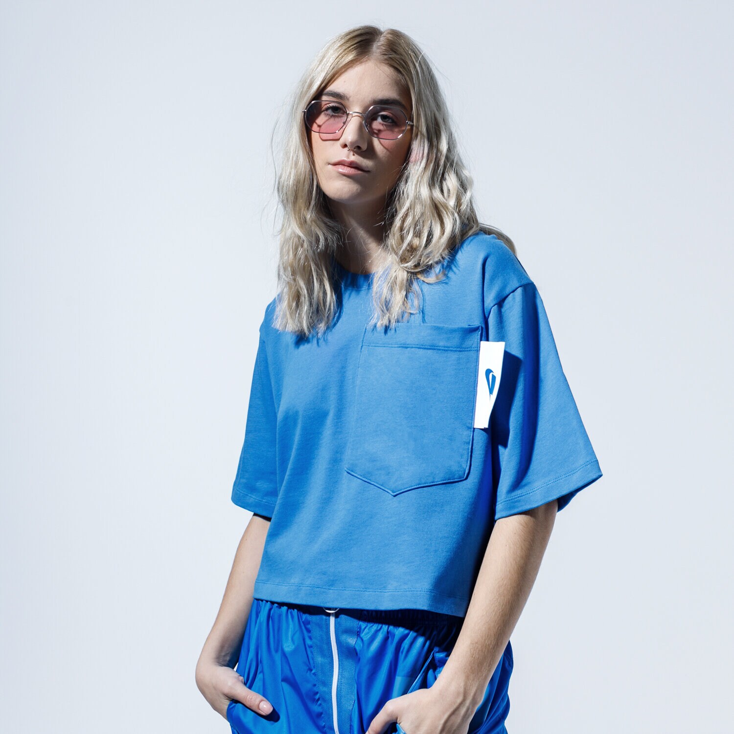 dámské tričko NIKE TRIČKO W NSW NSW TOP SS CROP CT0874-402 MODRÁ