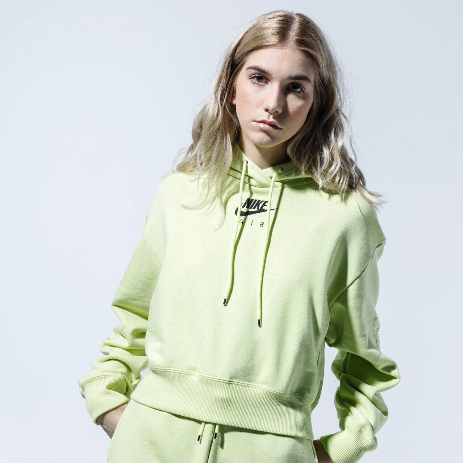 dámská mikina NIKE MIKINA S KAPUCÍ W NSW AIR HOODIE FLC BB CJ3082-367 ZELENÁ