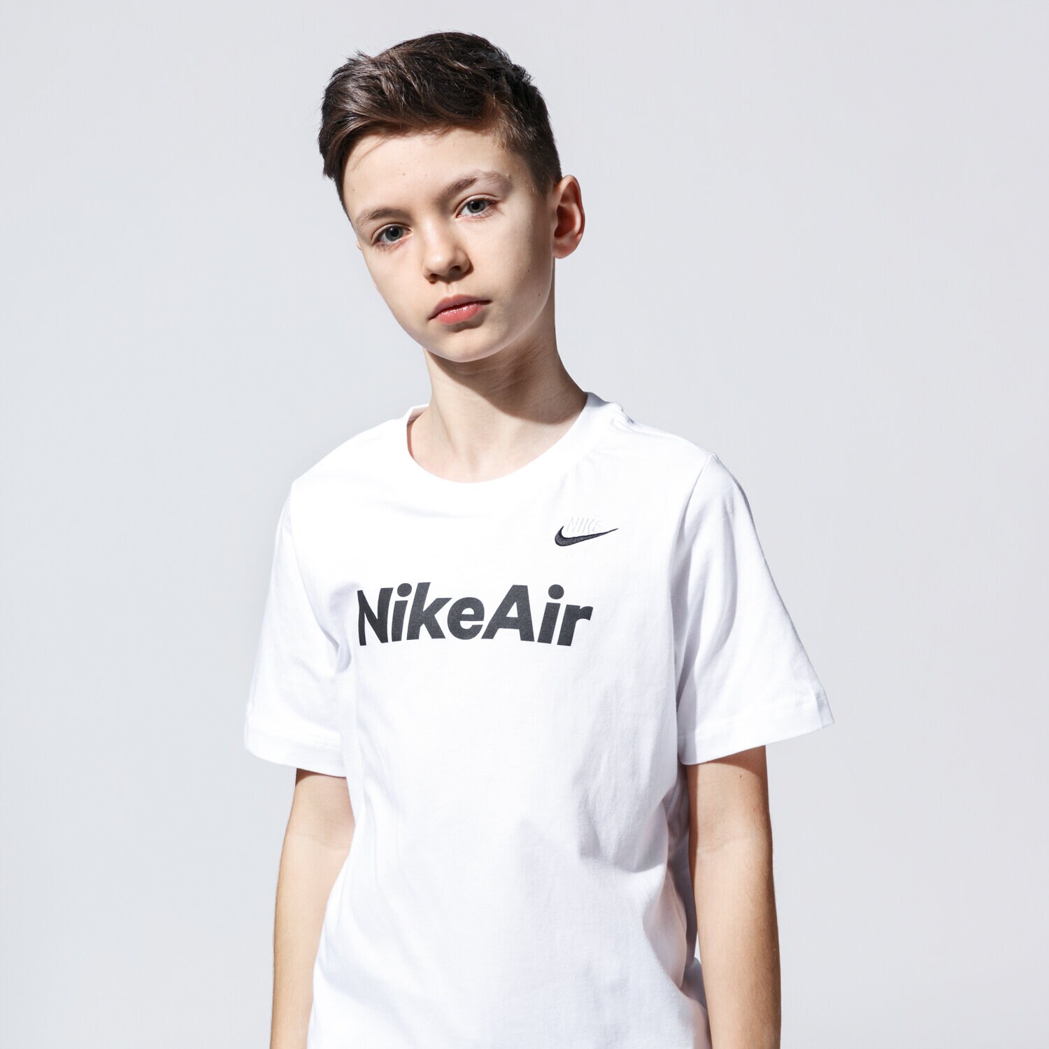 dětské tričko NIKE TRIČKO B NSW TEE AIR C&S CU6607-100 BÍLÁ