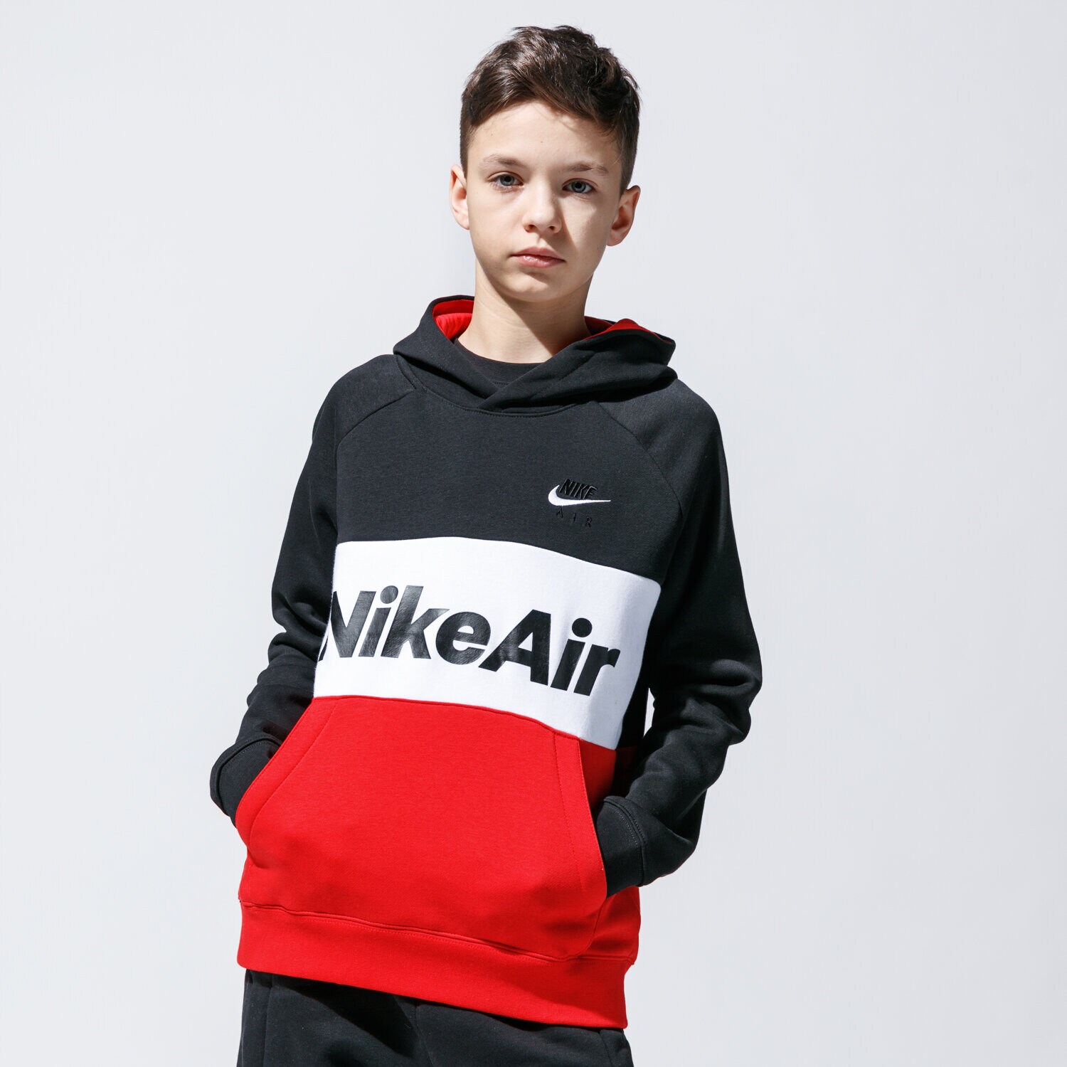 dětská mikina NIKE MIKINA S KAPUCÍ AIR CJ7842-011 ČERNÁ