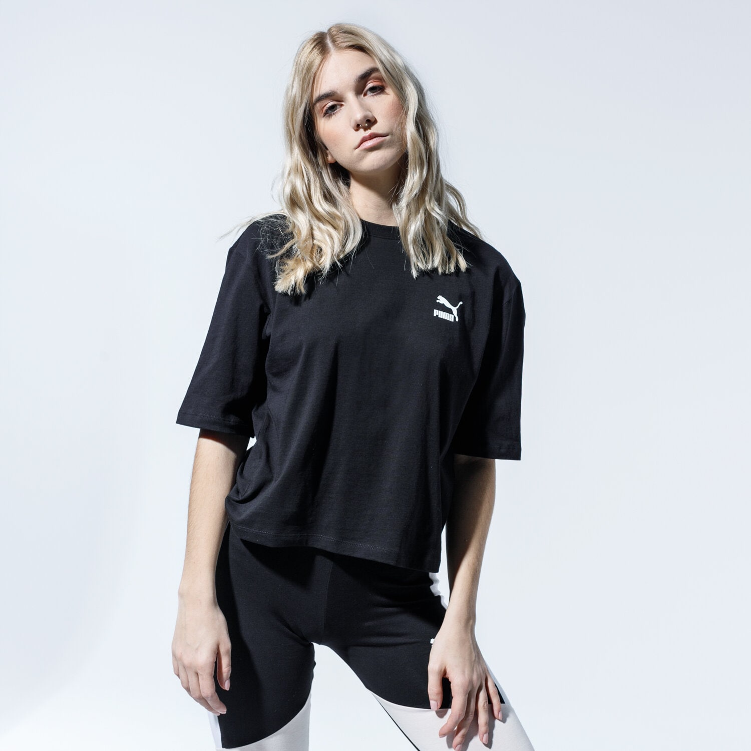 dámské tričko PUMA TRIČKO TFS GRAPHIC TEE 59625901 ČERNÁ