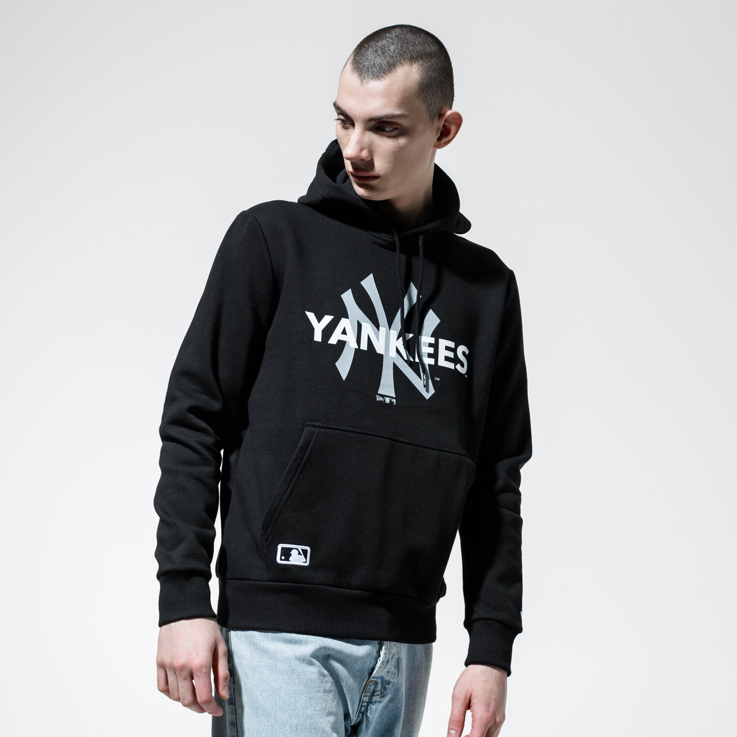 pánská mikina NEW ERA MIKINA S KAPUCÍ PO HOODY NYY NEW YORK YANKEES BLK 12195438 ČERNÁ