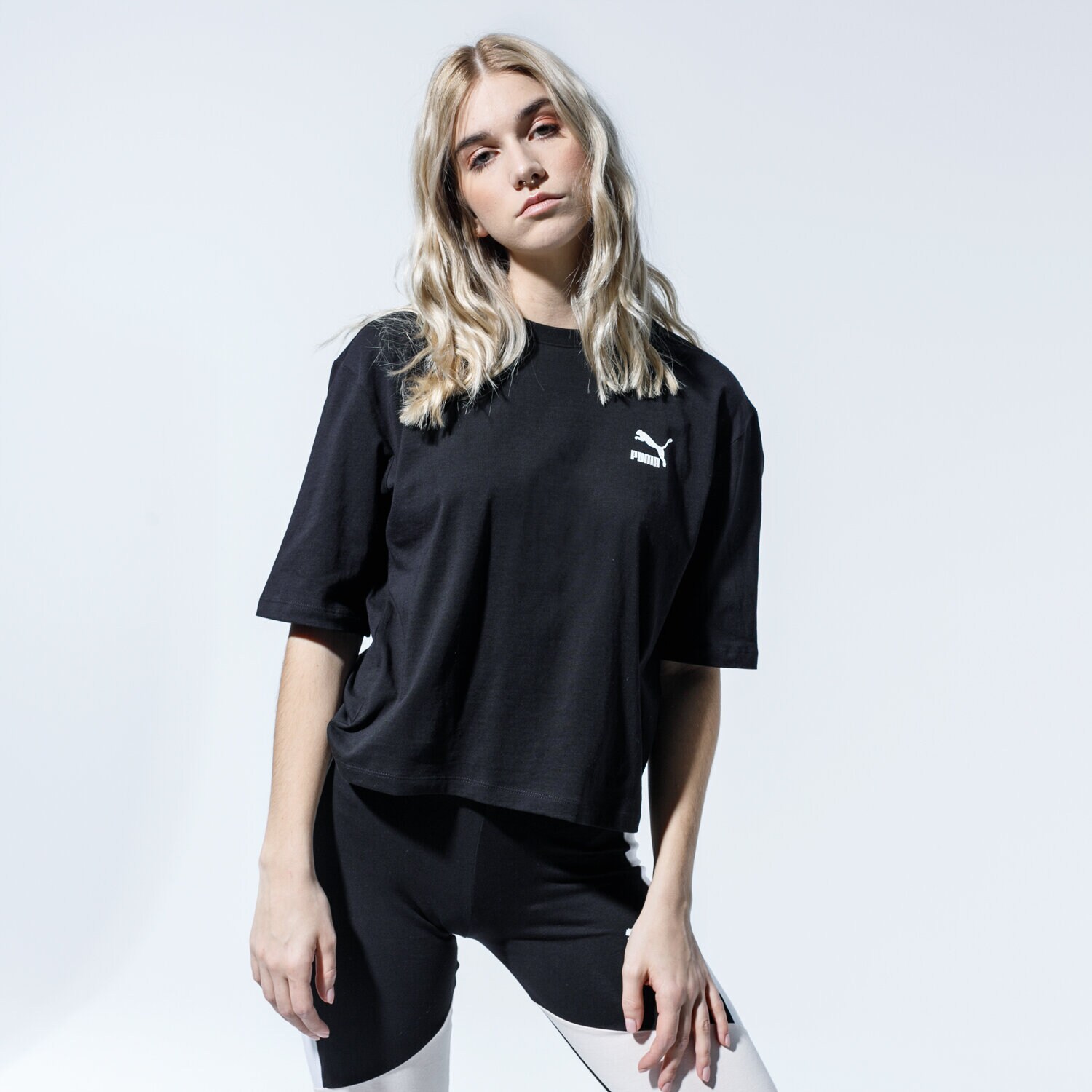 dámské tričko PUMA TRIČKO TFS GRAPHIC TEE 59625901 ČERNÁ
