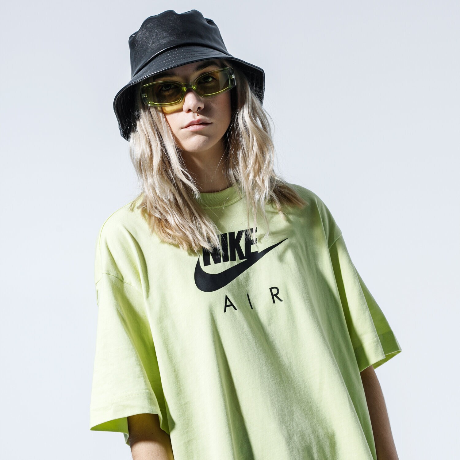 dámské tričko NIKE TRIČKO W NSW AIR TOP SS BF CJ3105-367 ZELENÁ
