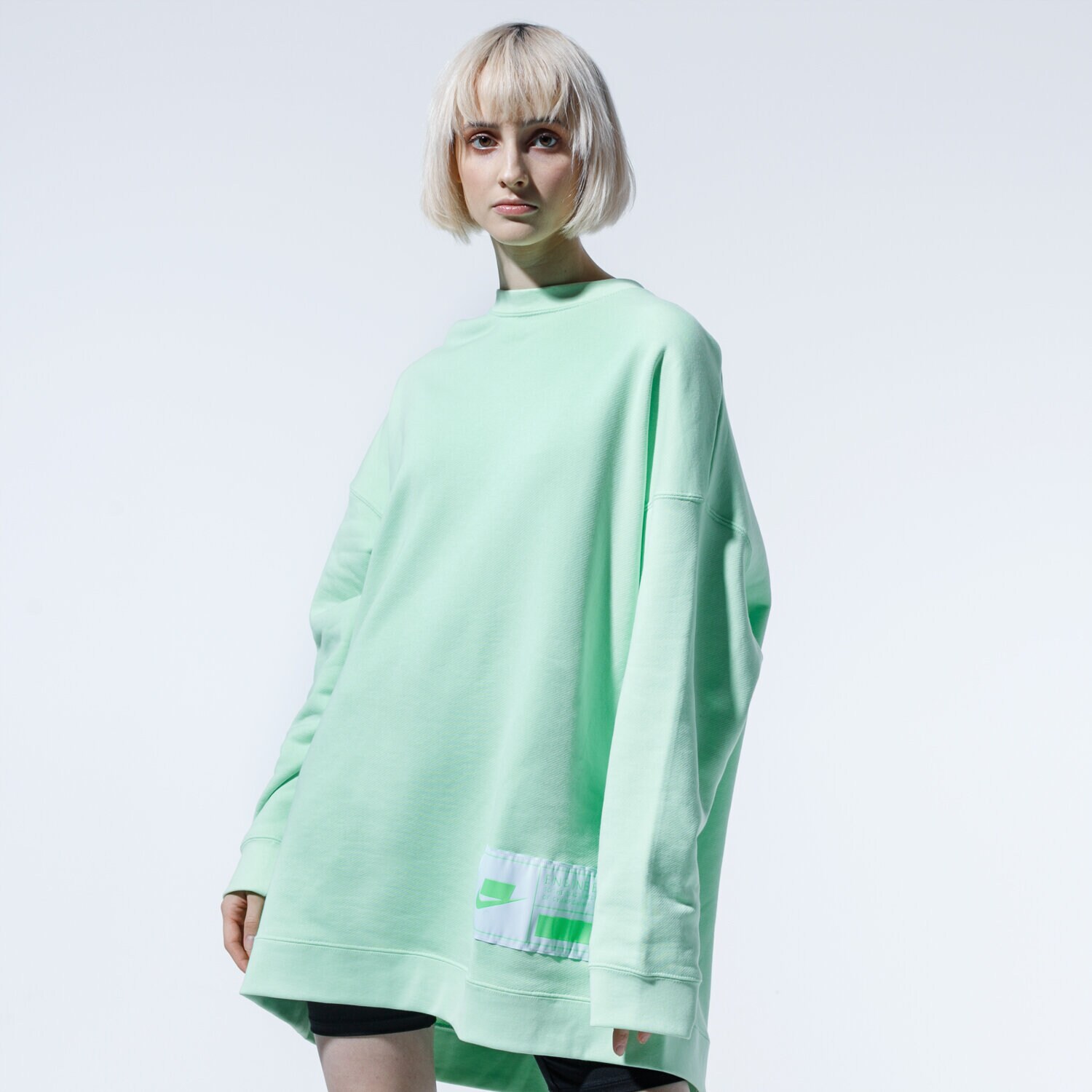 dámská mikina NIKE MIKINA W NSW NSW FLC CREW OVERSIZE CT0876-376 ZELENÁ