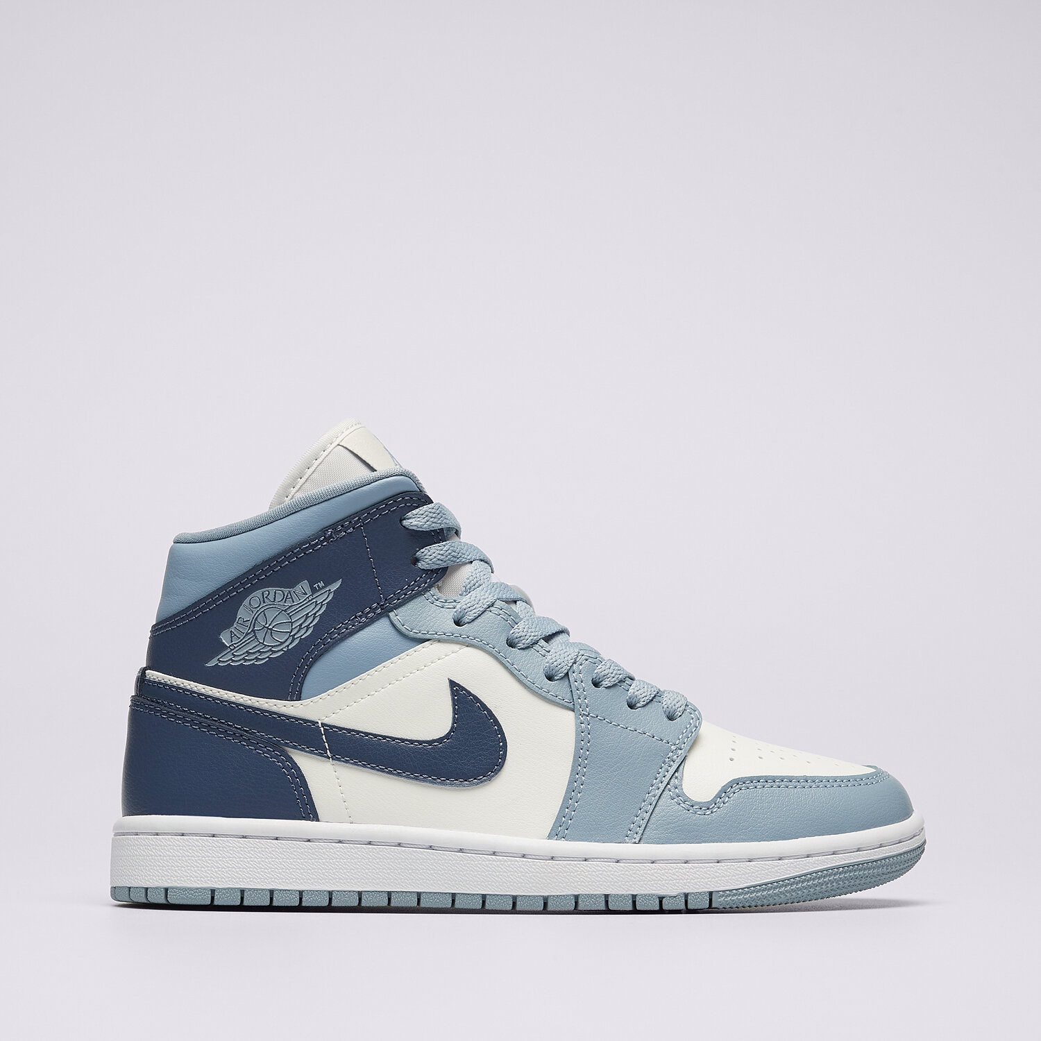 dámské tenisky AIR JORDAN 1 MID  BQ6472-140 MODRÁ