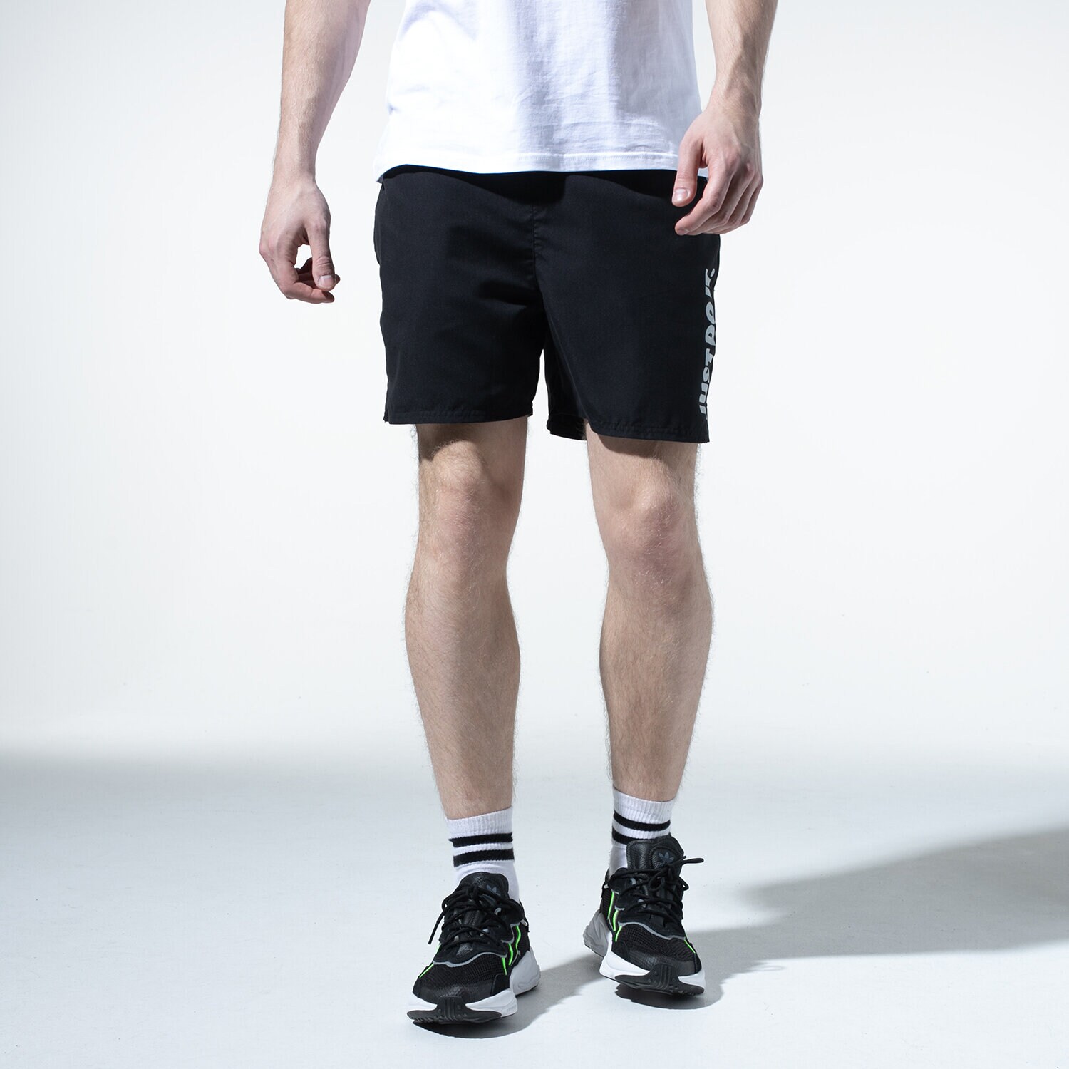 pánské kraťasy NIKE ŠORTKY  JDI LAP NESSA461010 ČERNÁ