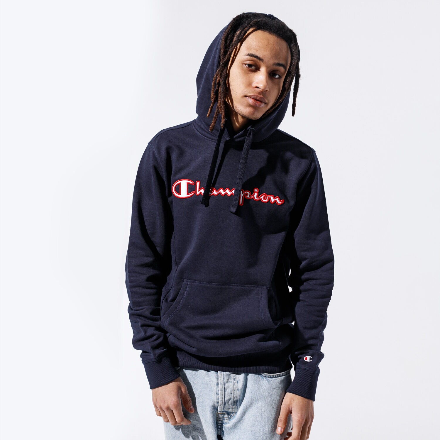 pánská mikina CHAMPION MIKINA S KAPUCÍ LOGO HOODY 215496BS501 TMAVOMODRÁ