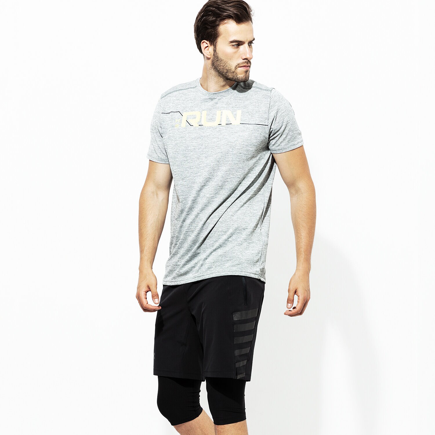 pánské tričko UNDER ARMOUR TRIČKO SS RUN FRONT GRAPHIC SS 1316844-709 ZELENÁ