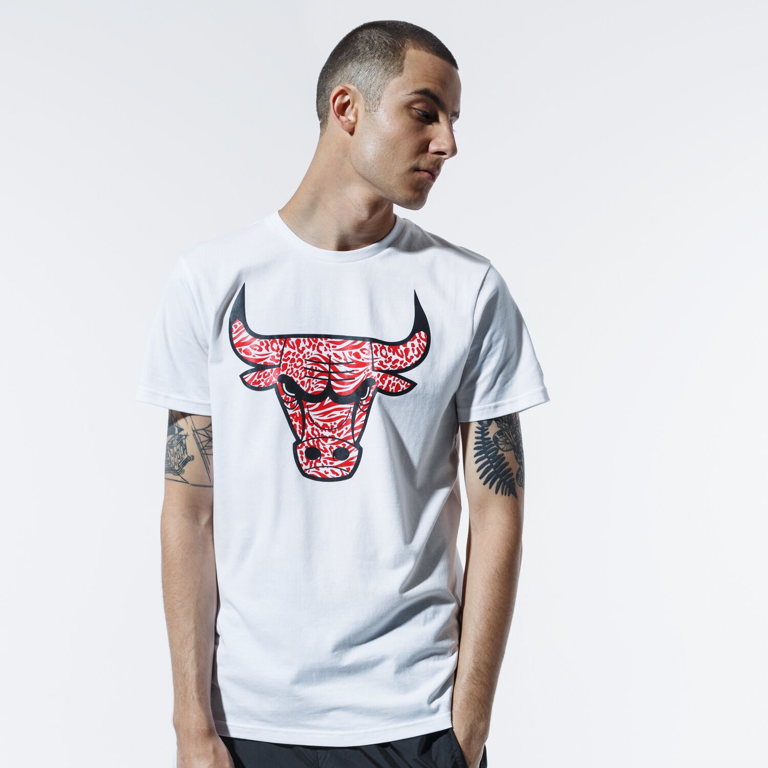 pánské tričko NEW ERA TRIČKO NBA PRINT INFILL TEE CHIBUL WHI 12369779 BÍLÁ
