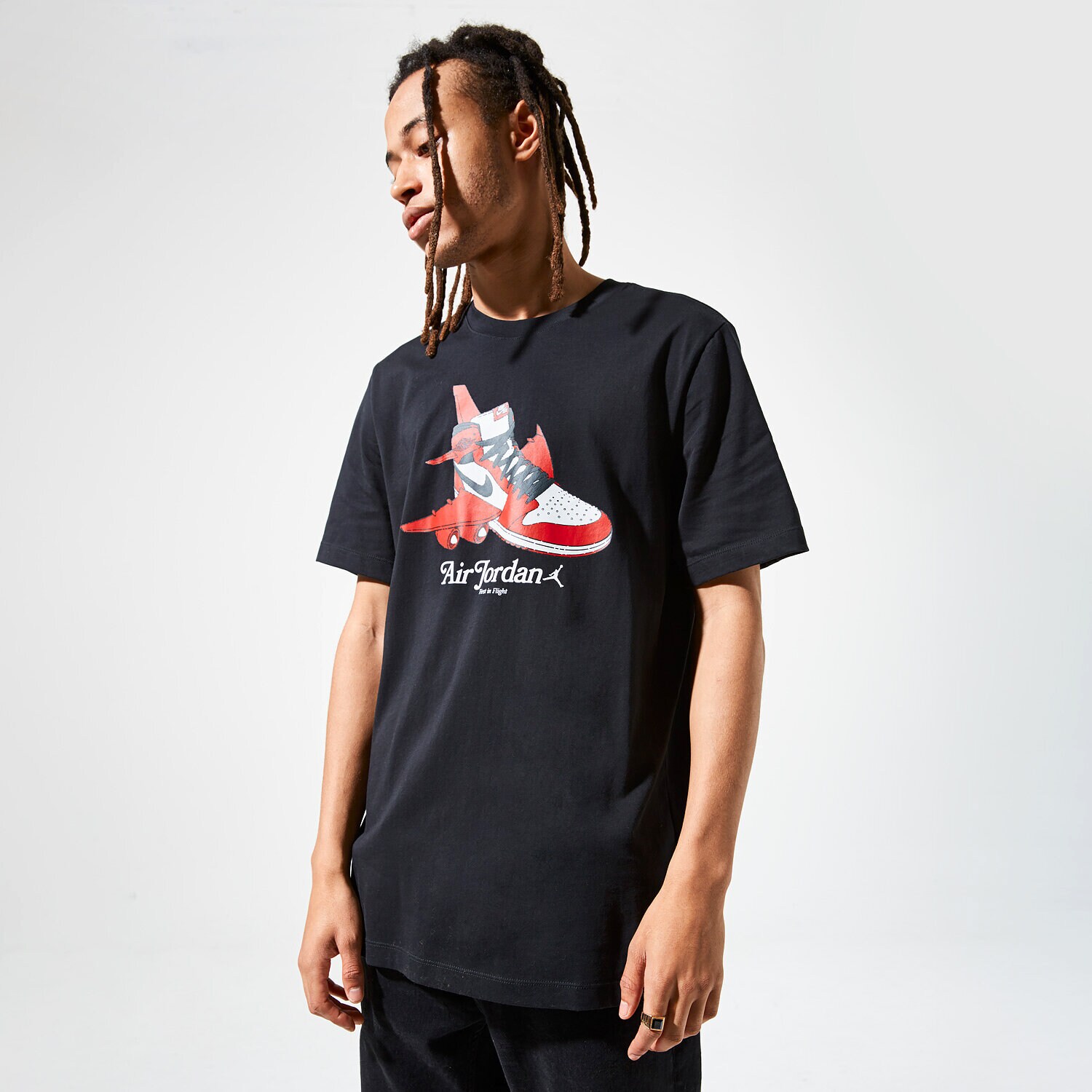 pánské tričko JORDAN TRIČKO M J BRAND GRAPHIC SS CREW CN3596-010 ČERNÁ