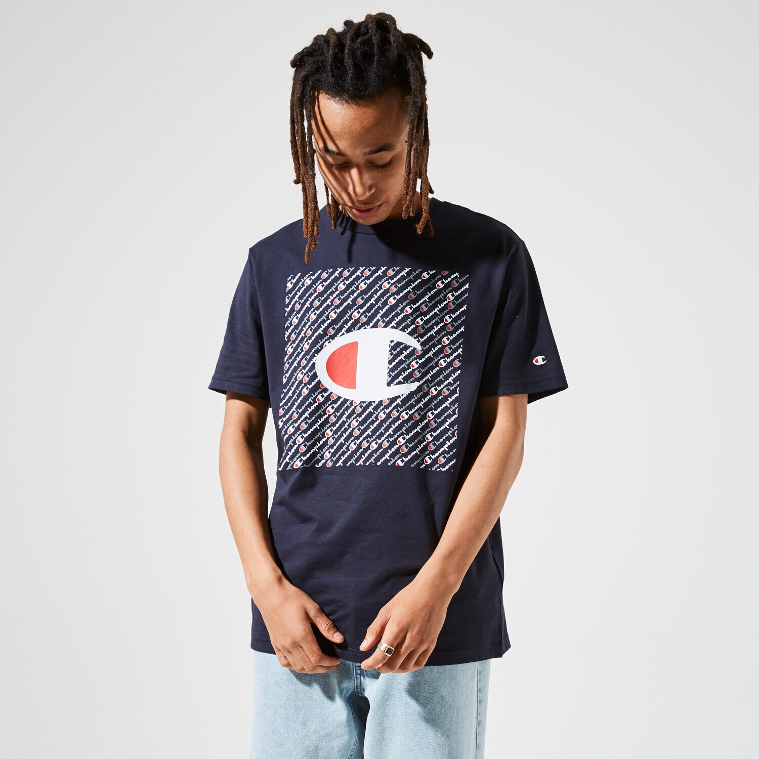 pánské tričko CHAMPION TRIČKO ALL OVER SQUARE TEE 215281BS501 TMAVOMODRÁ