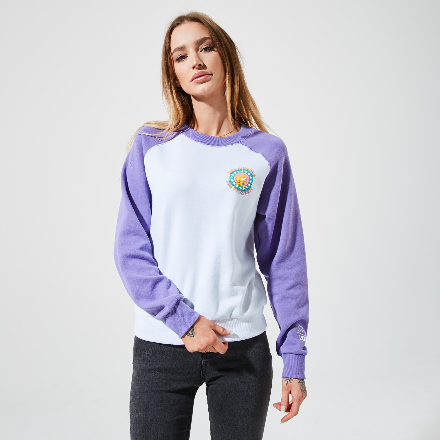 dámská mikina VANS MIKINA VANS X THE SIMPSONS LISA FLEECE VN0A4V4C17G BÍLÁ